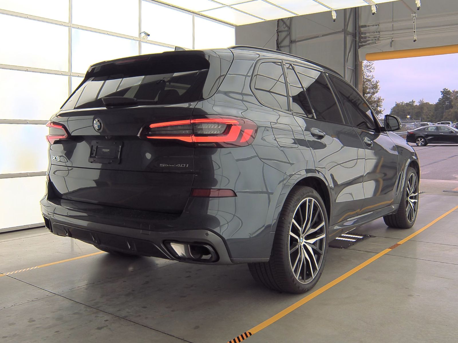 2021 BMW X5 sDrive40i RWD