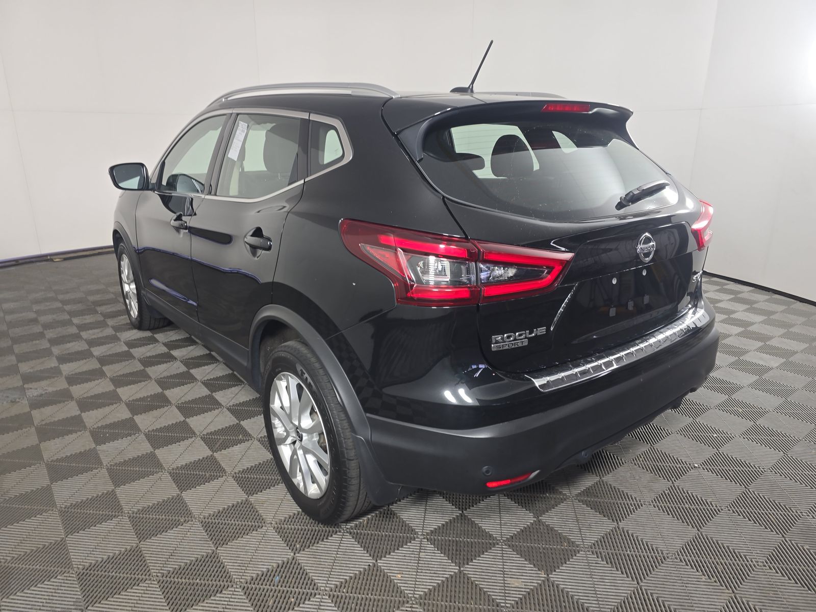 2021 Nissan Rogue Sport SV AWD