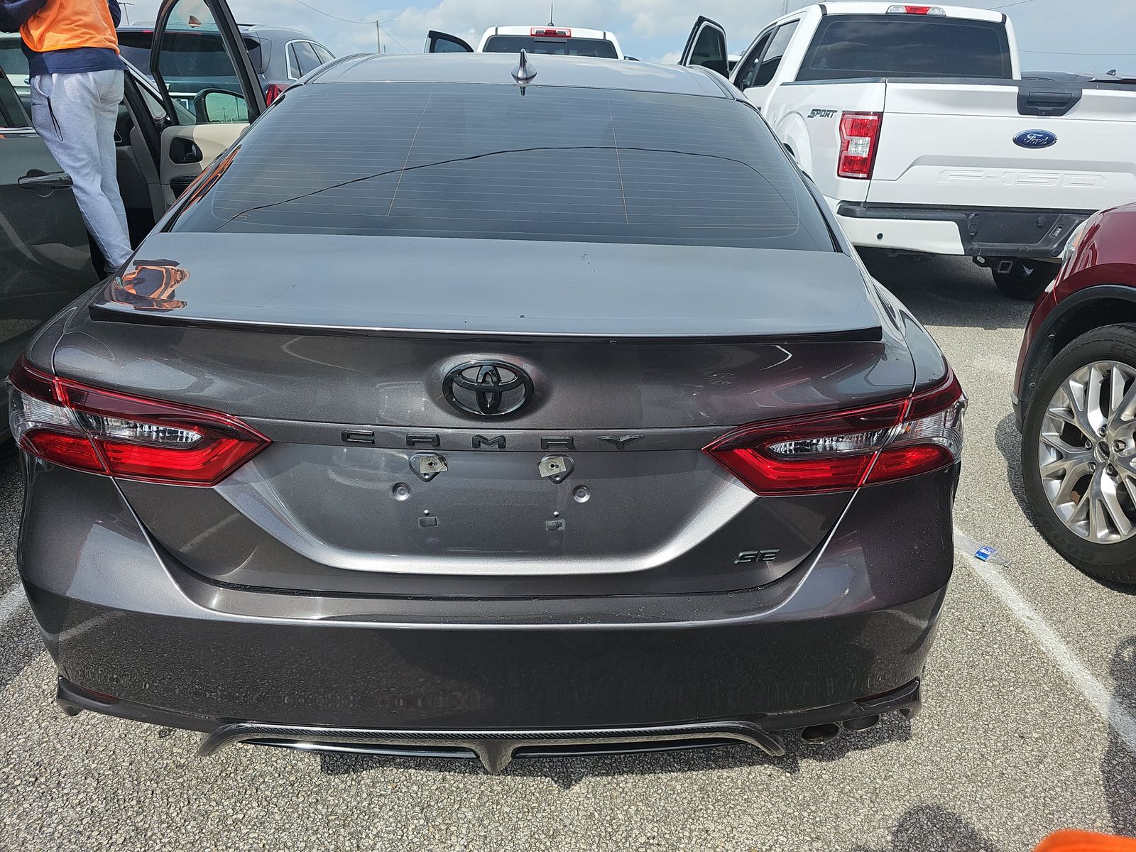 2021 Toyota Camry SE FWD