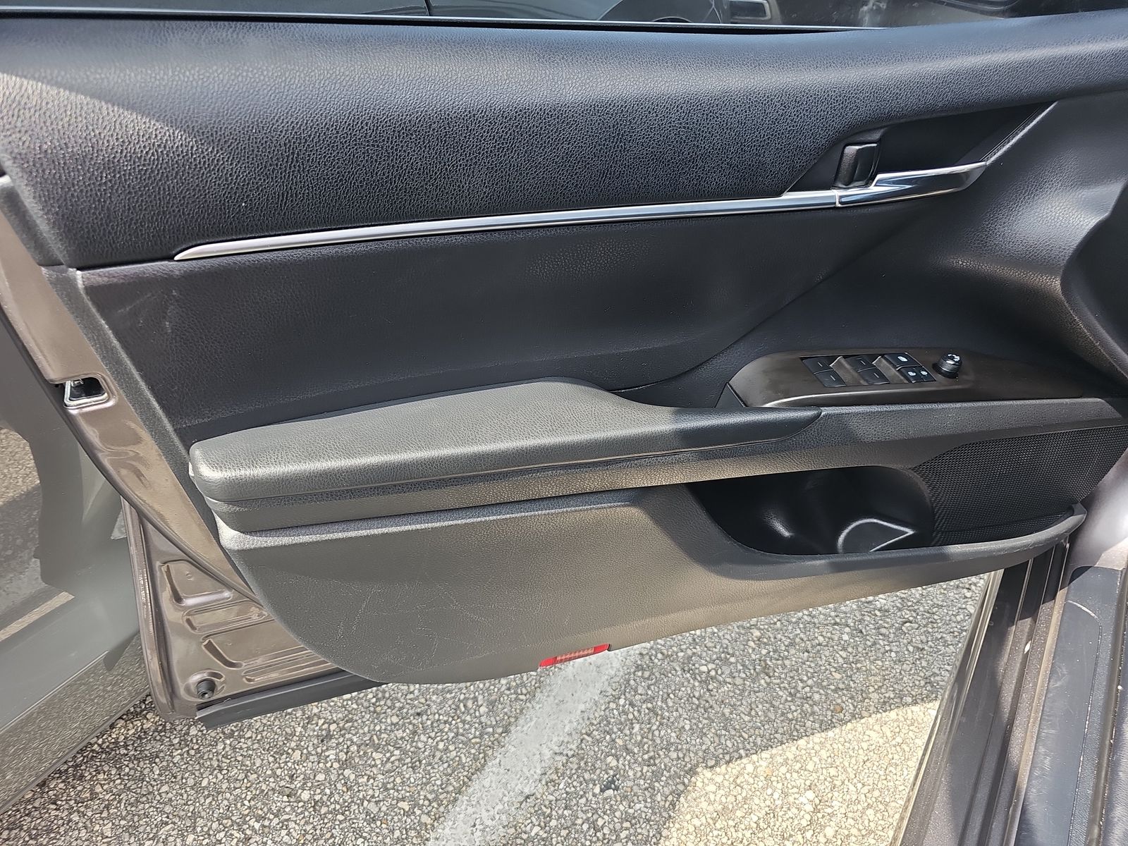 2021 Toyota Camry SE FWD