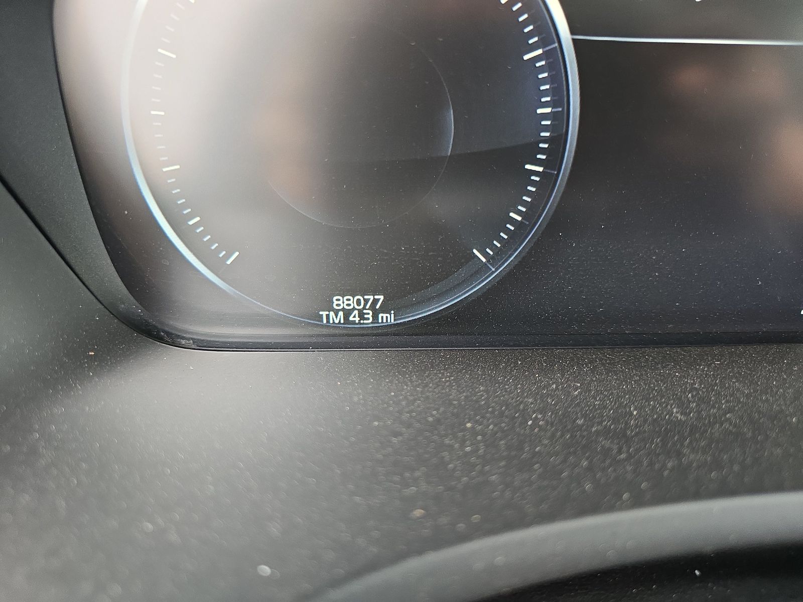 2019 Volvo XC90 T6 Momentum AWD