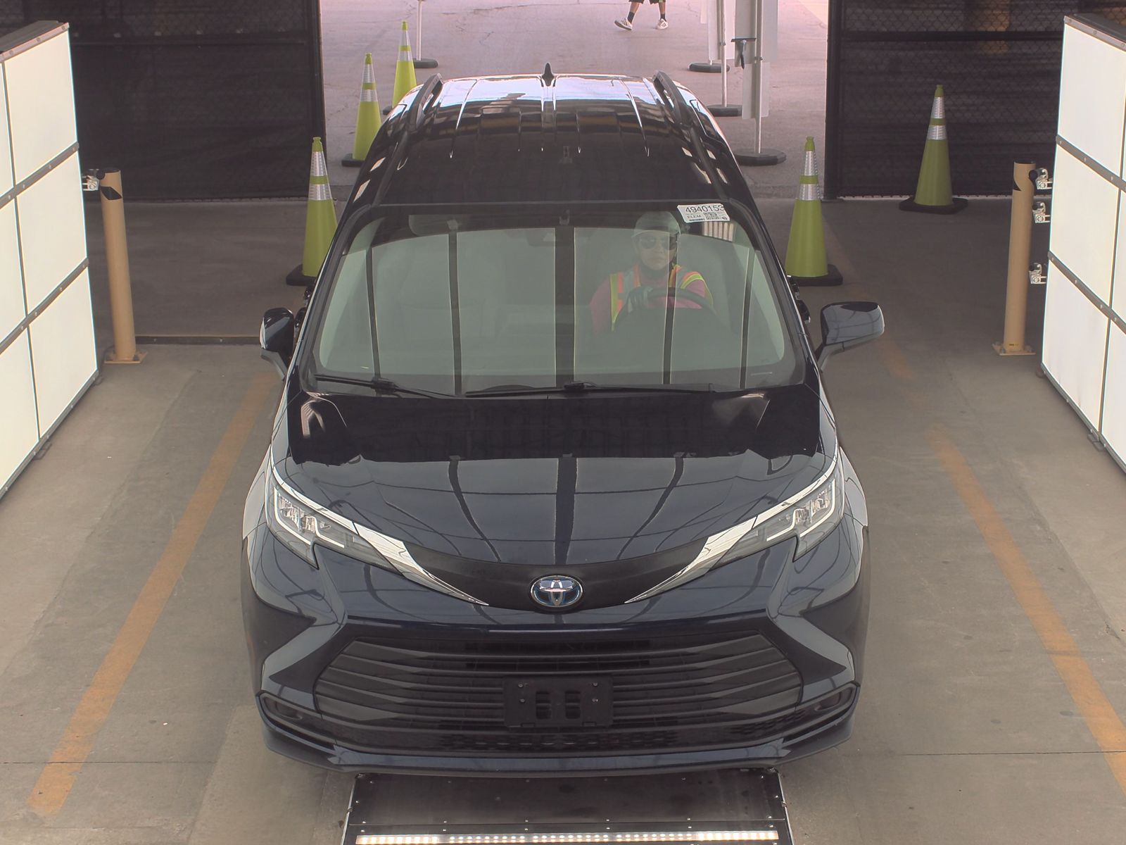 2022 Toyota Sienna LE AWD