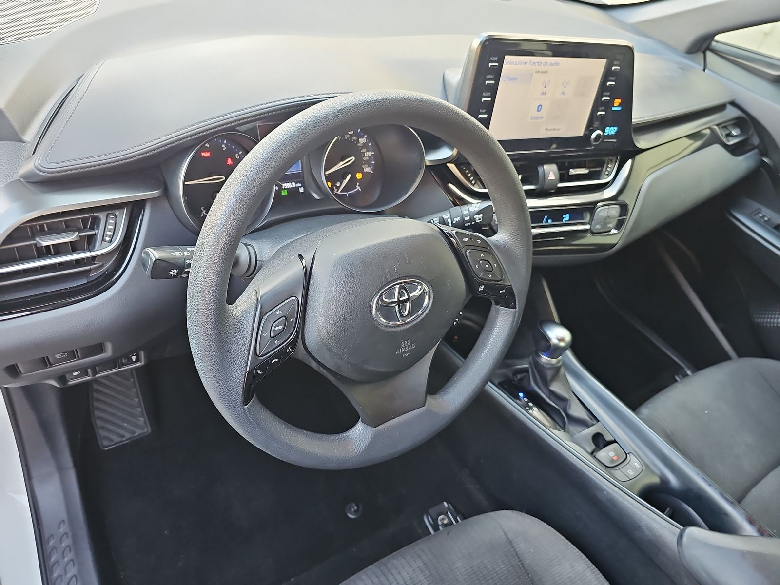 2019 Toyota C-HR LE FWD