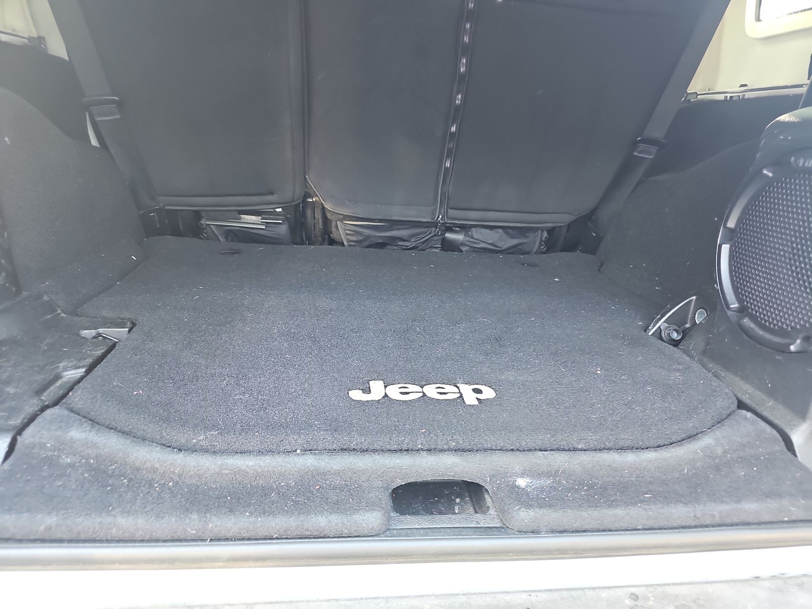 2012 Jeep Wrangler Unlimited Sahara AWD