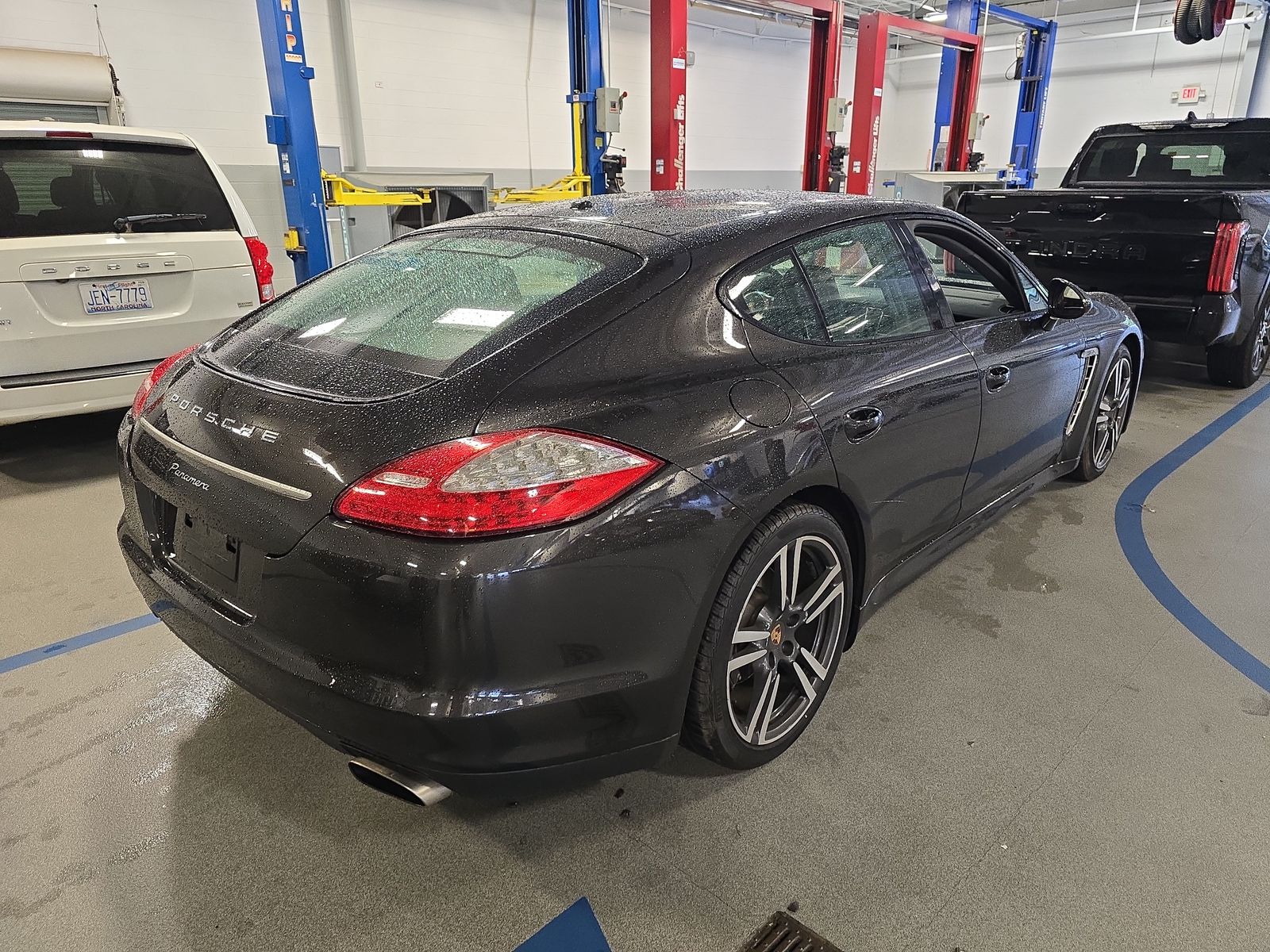 2013 Porsche Panamera Platinum Edition RWD