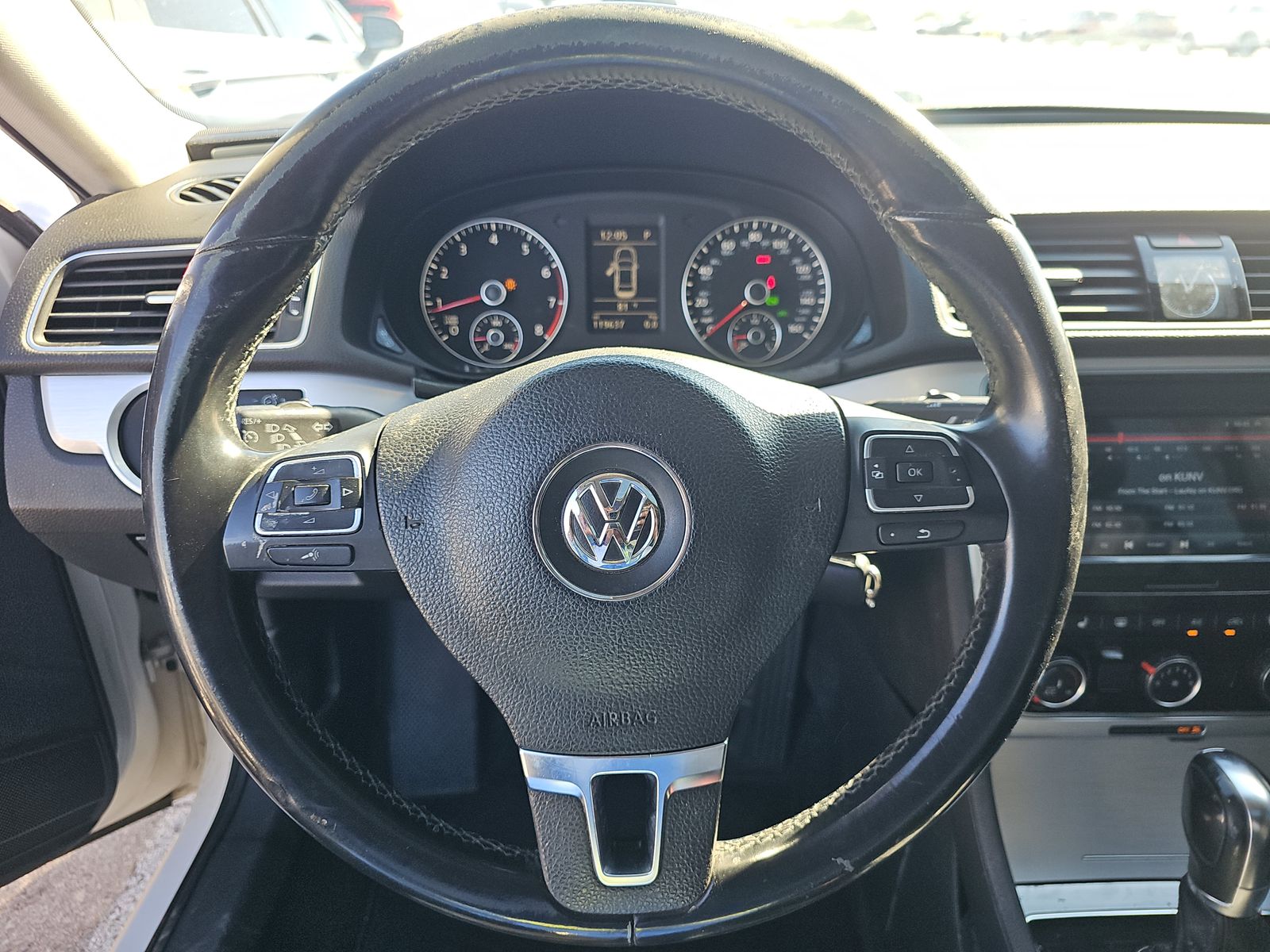 2013 Volkswagen Passat 2.5L SE FWD