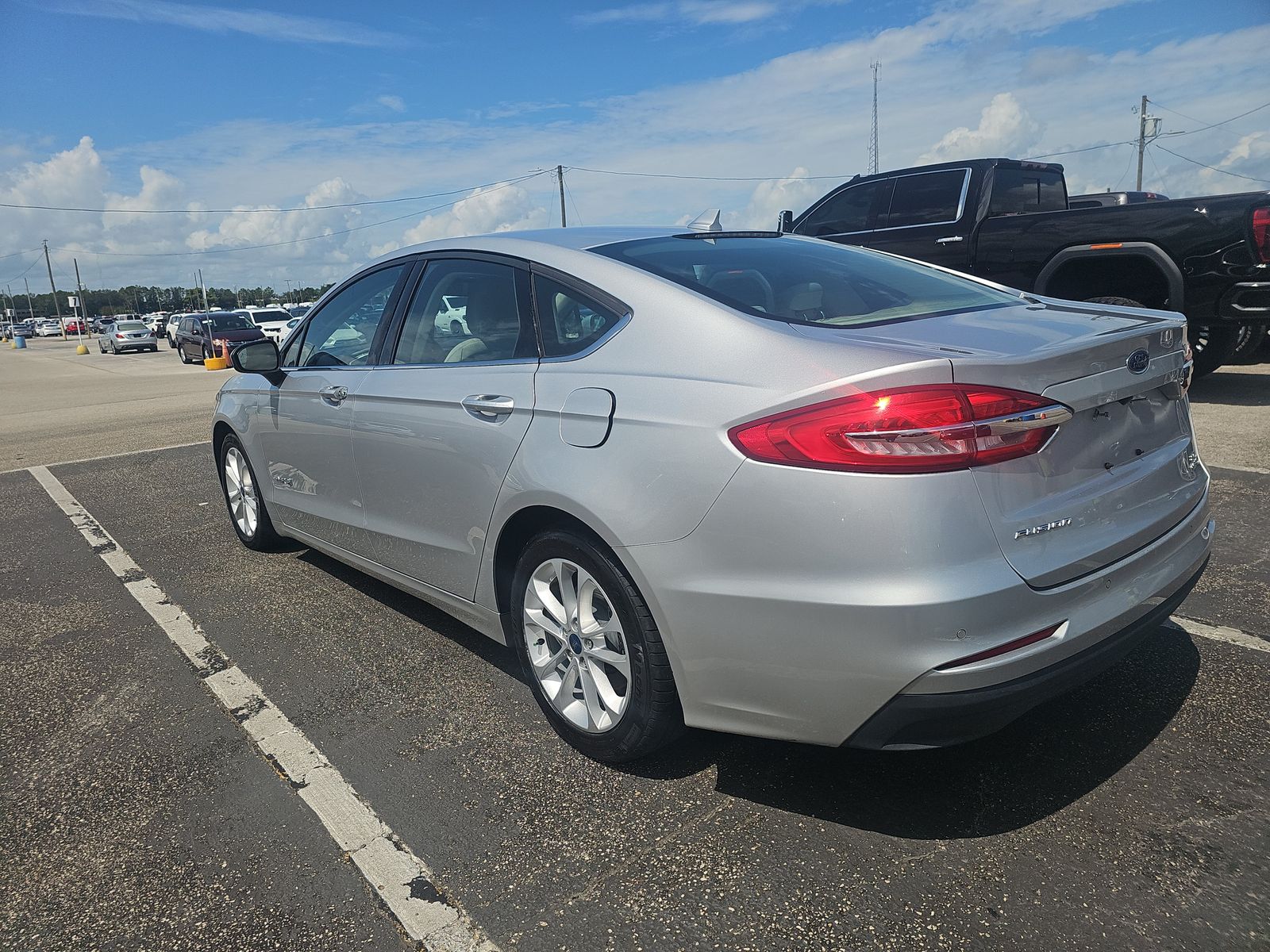 2019 Ford Fusion Hybrid SE FWD