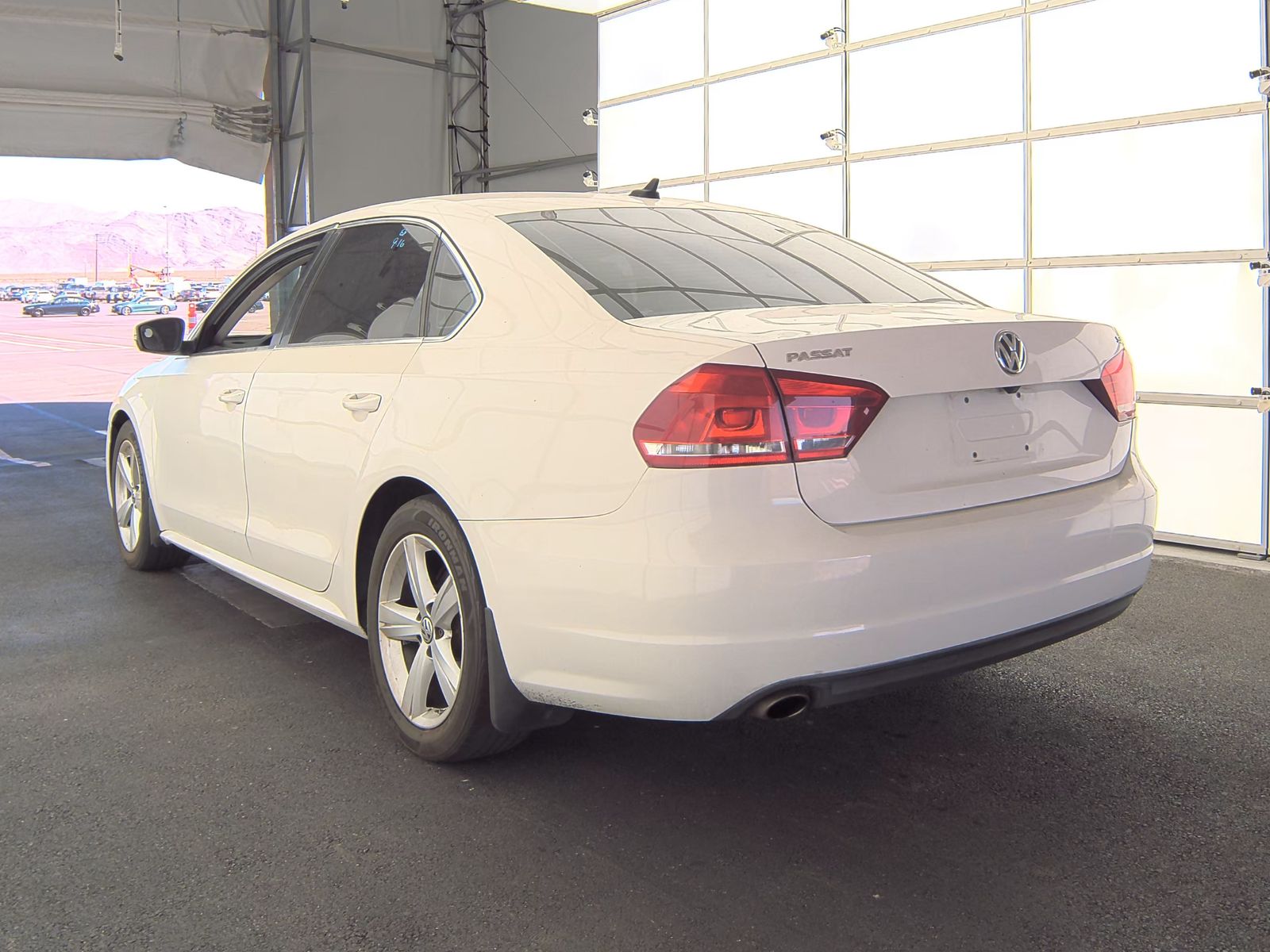 2013 Volkswagen Passat 2.5L SE FWD