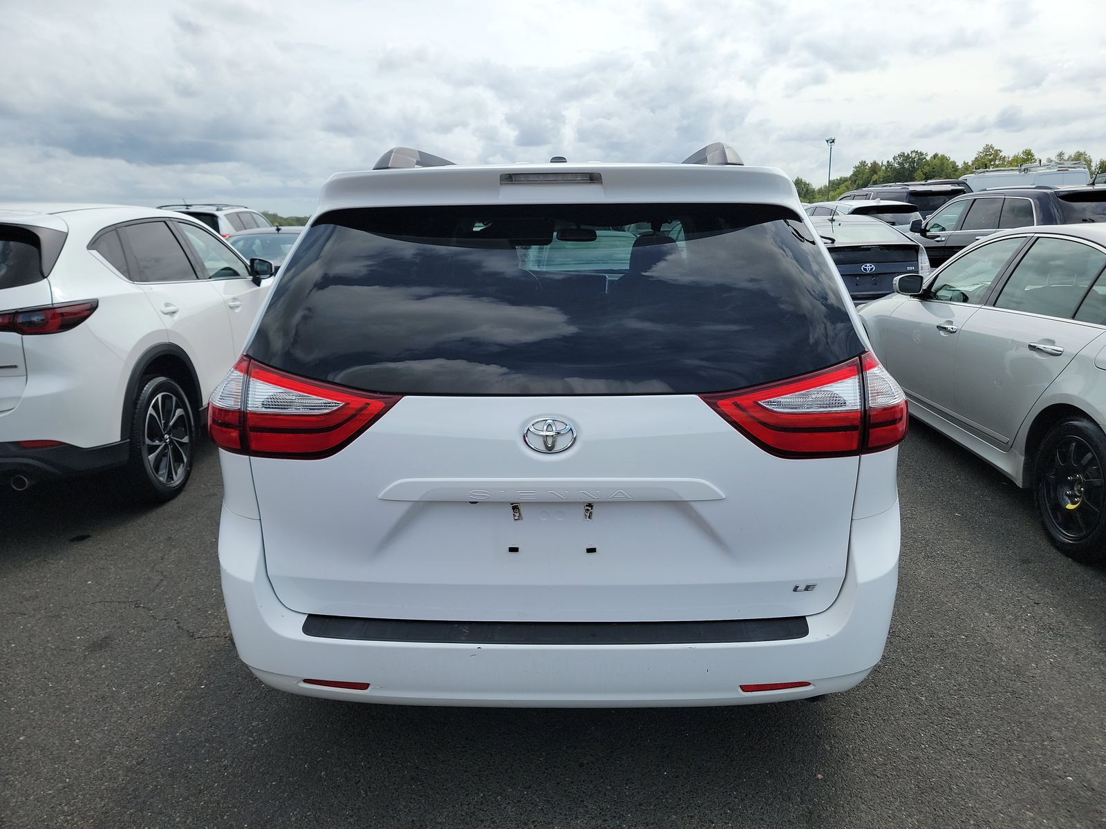 2017 Toyota Sienna LE FWD