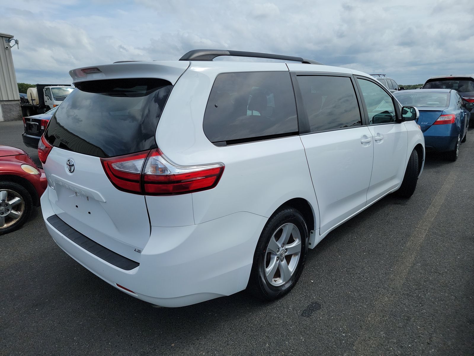 2017 Toyota Sienna LE FWD