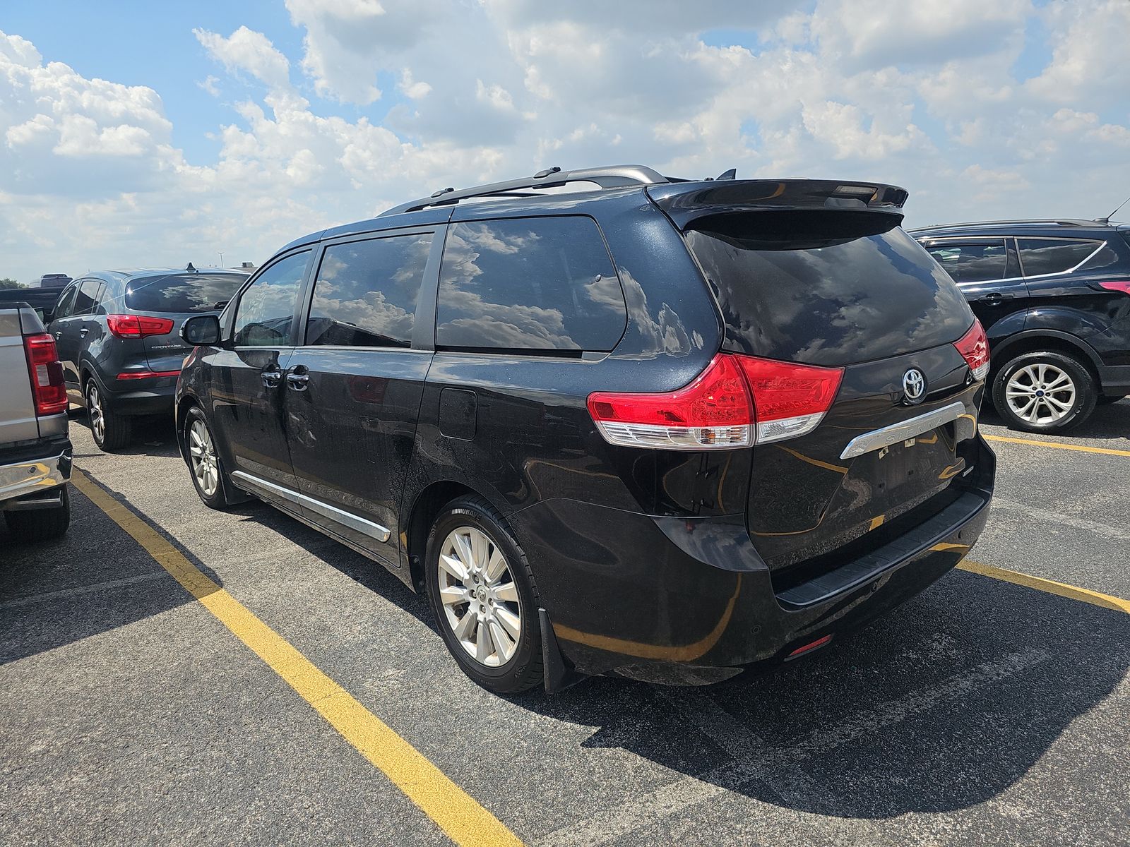 2013 Toyota Sienna Limited FWD