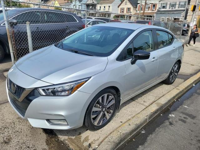 2021 Nissan Versa SR