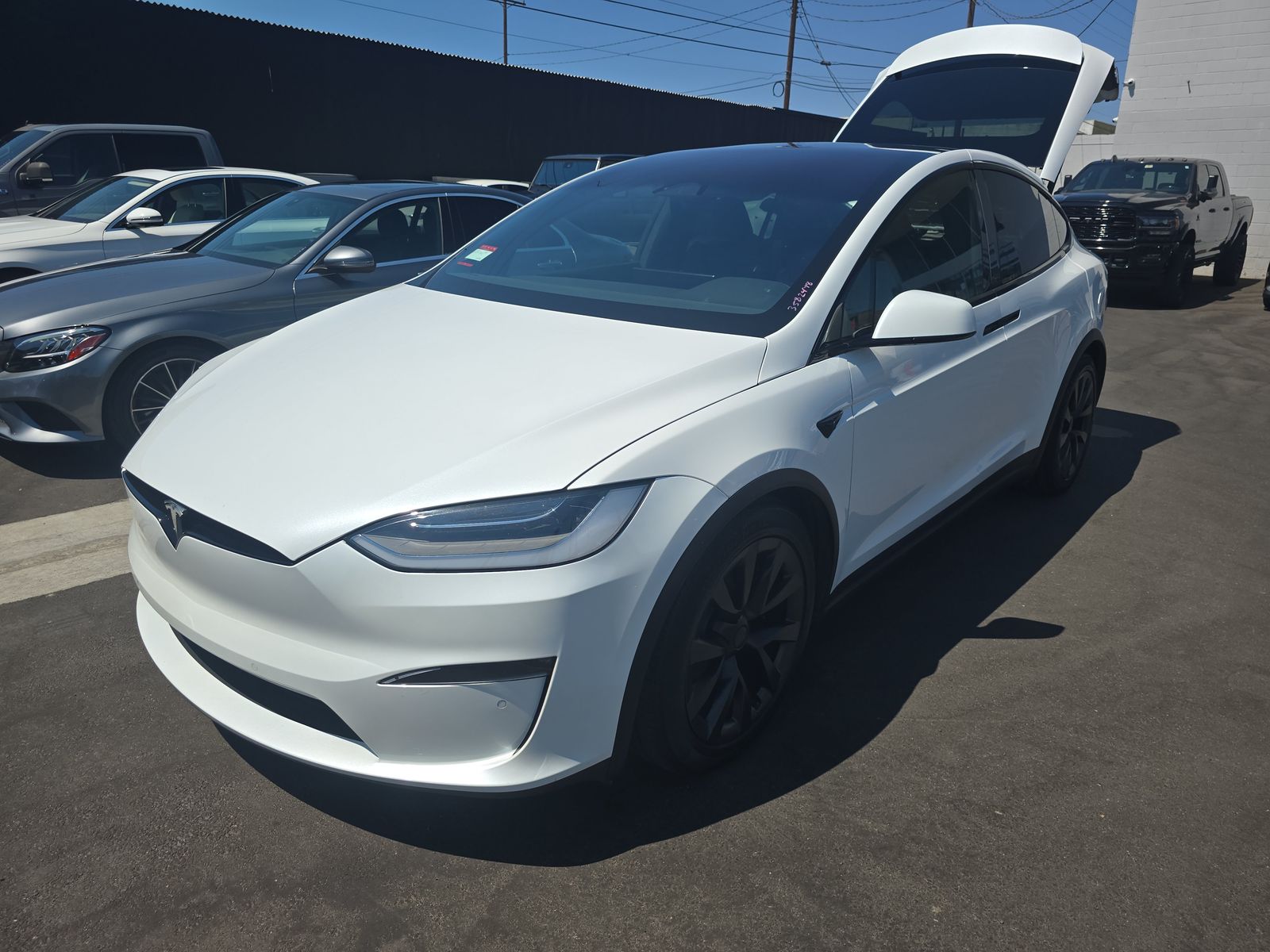 2022 Tesla Model X Base AWD