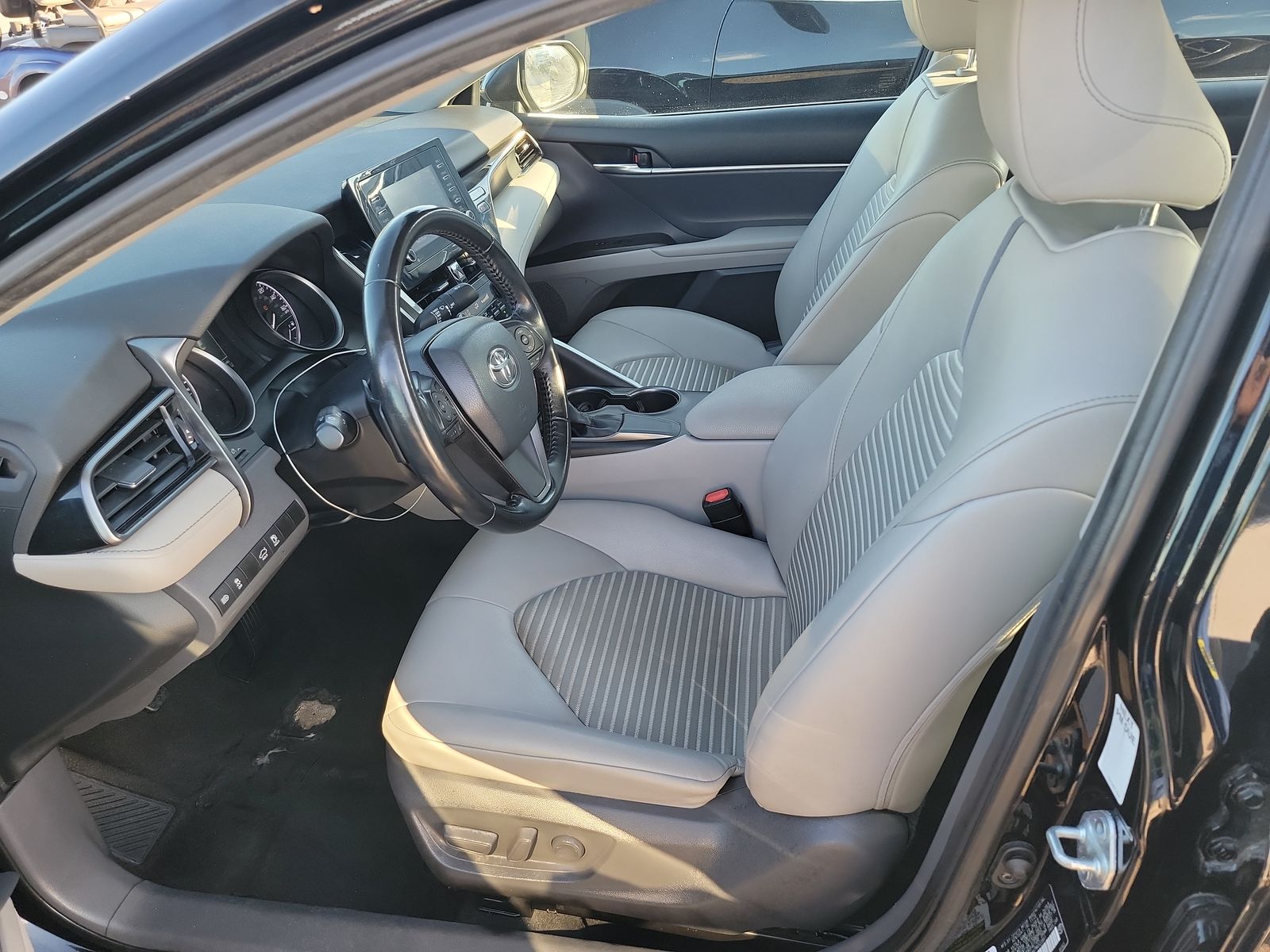 2021 Toyota Camry SE FWD