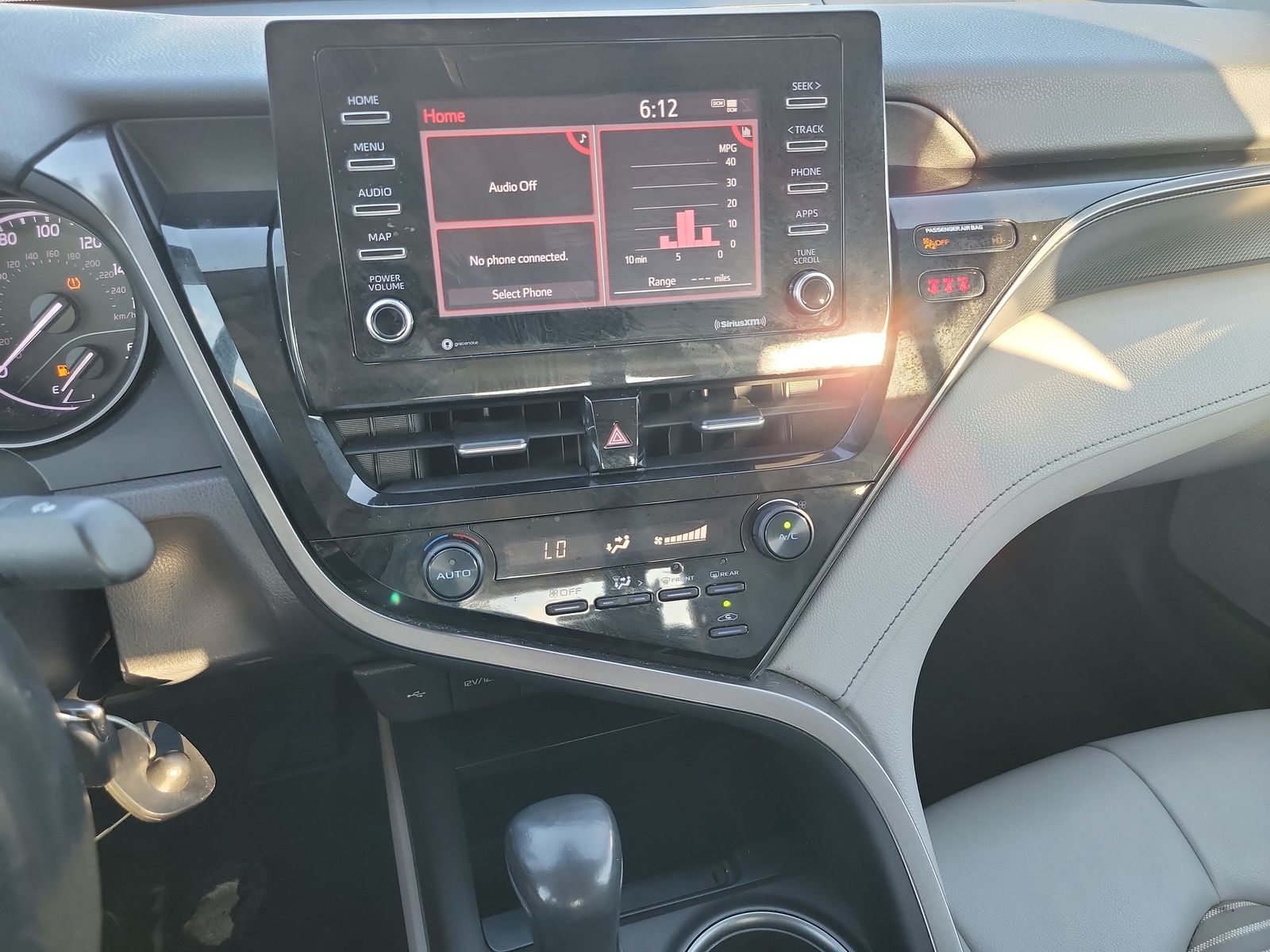 2021 Toyota Camry SE FWD