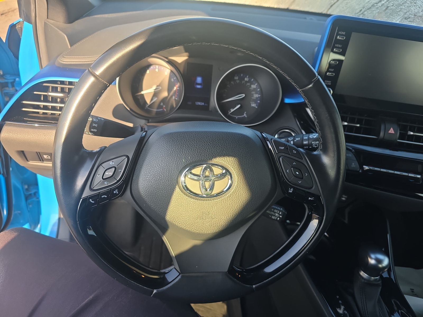 2019 Toyota C-HR XLE FWD