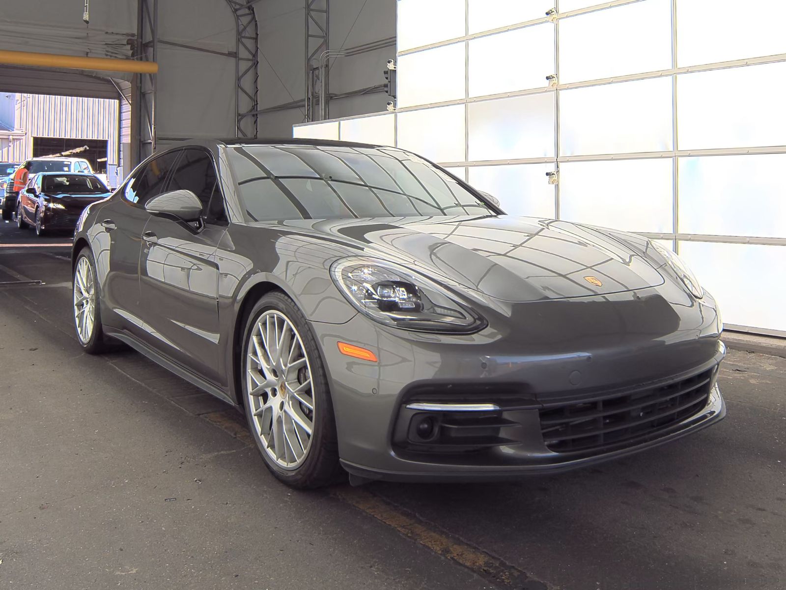 2018 Porsche Panamera 4 AWD