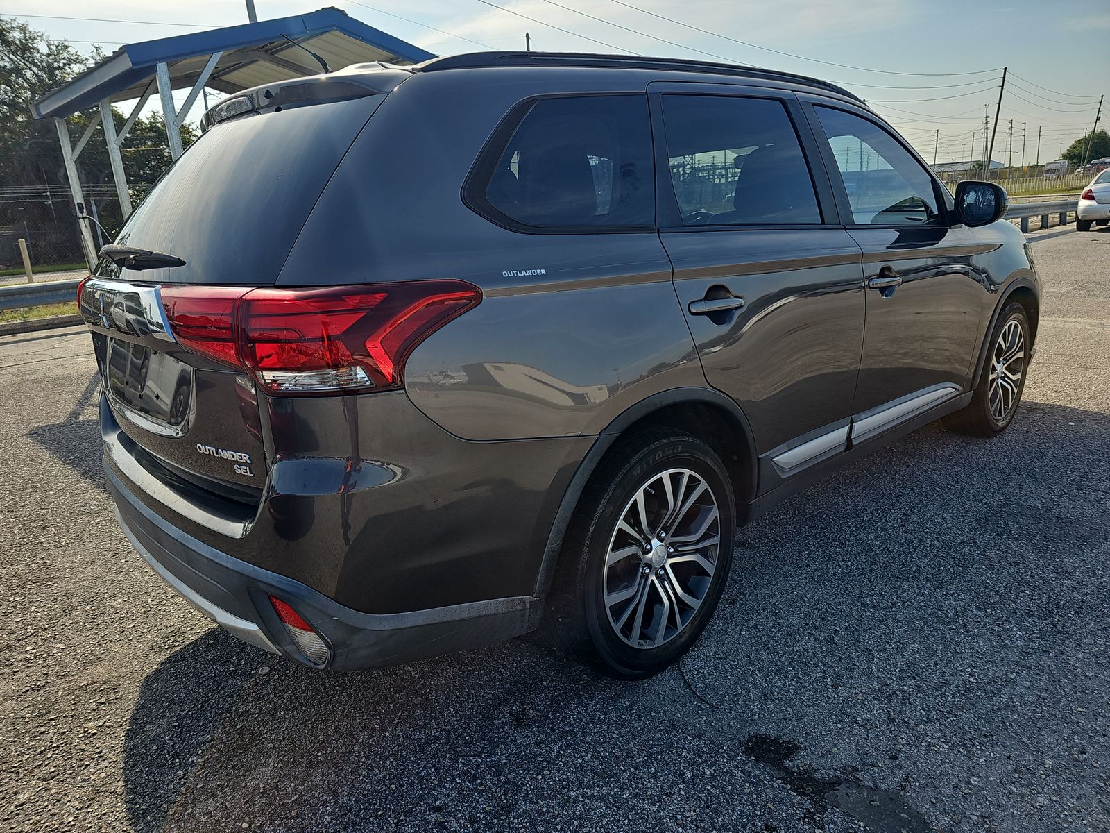 2016 Mitsubishi Outlander SE FWD