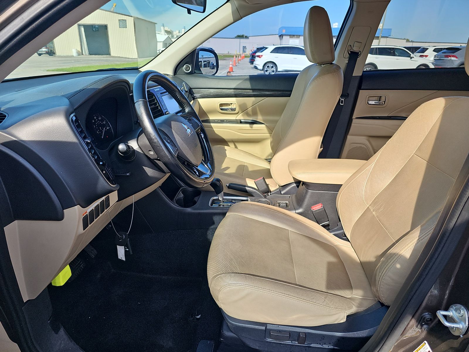 2016 Mitsubishi Outlander SE FWD