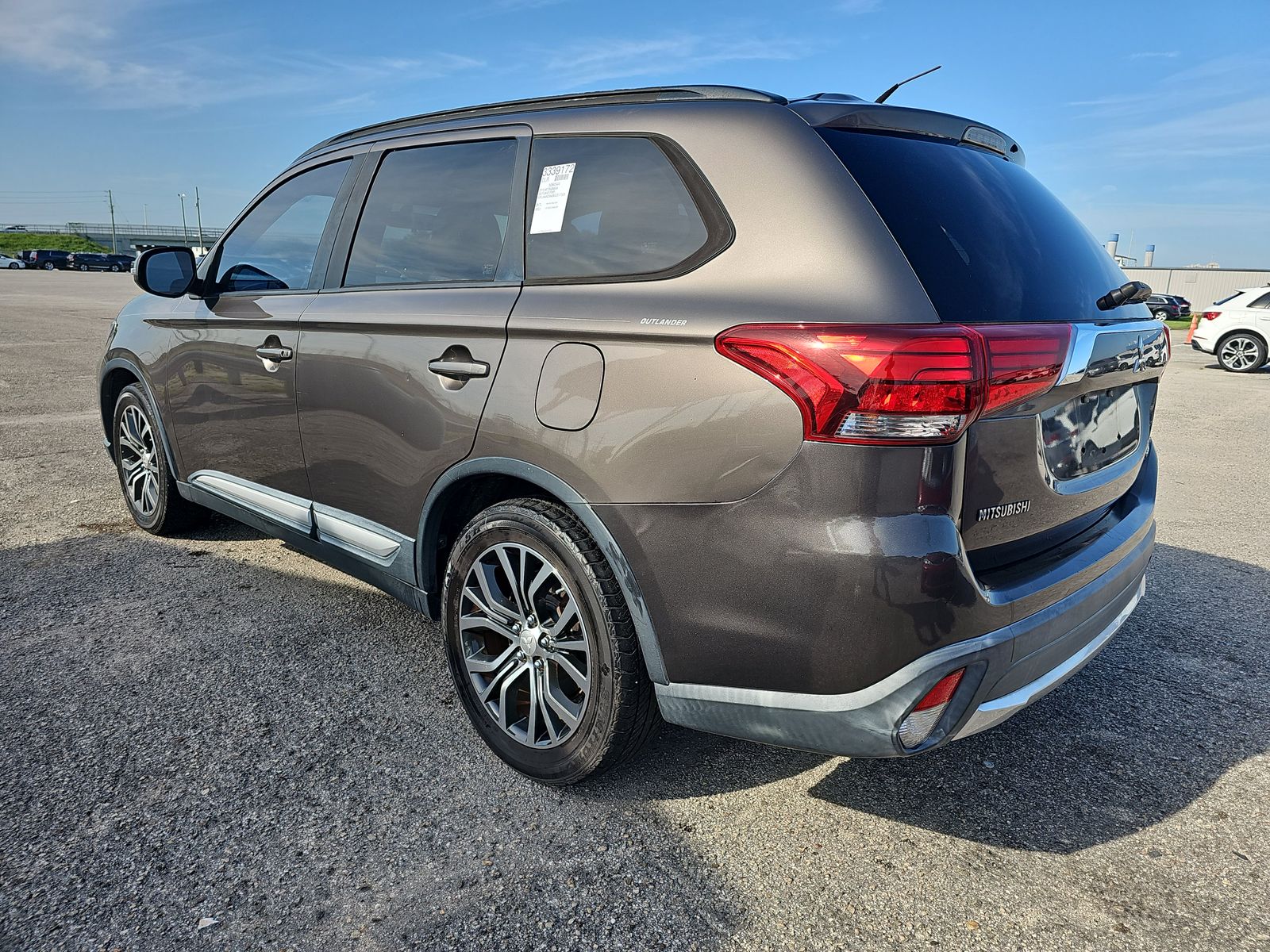 2016 Mitsubishi Outlander SE FWD