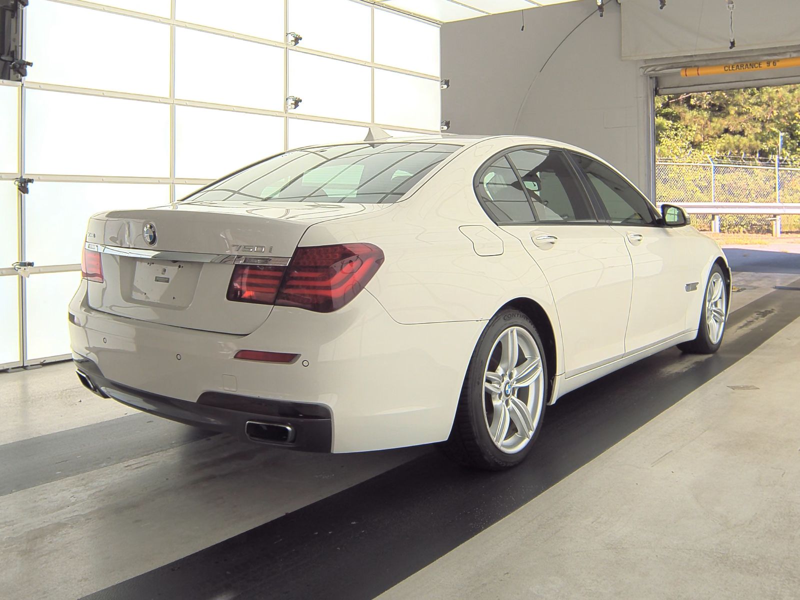 2013 BMW 7 Series 750i xDrive AWD