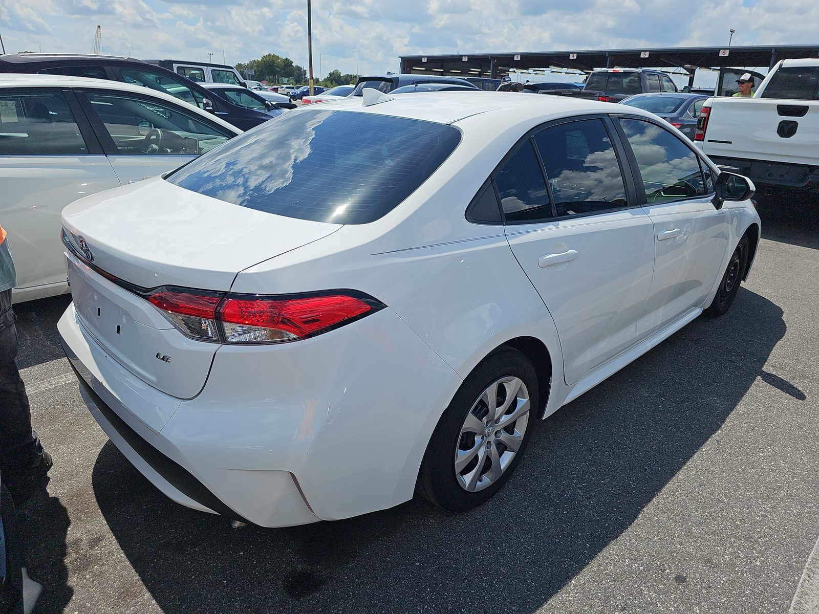 2020 Toyota Corolla LE FWD