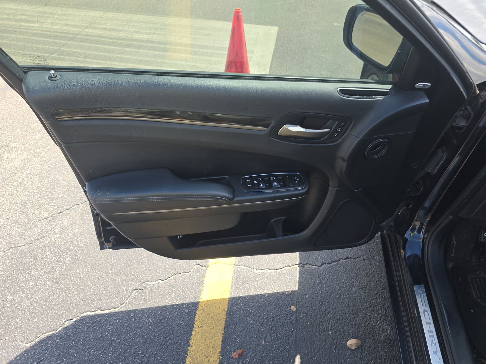 2014 Chrysler 300 C John Varvatos Limited Edition AWD