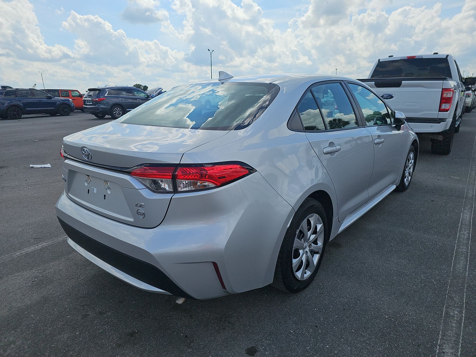 2020 Toyota Corolla LE FWD