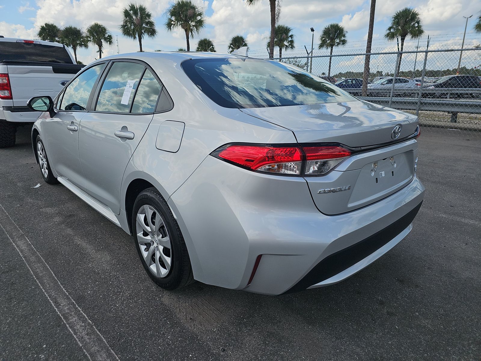 2020 Toyota Corolla LE FWD