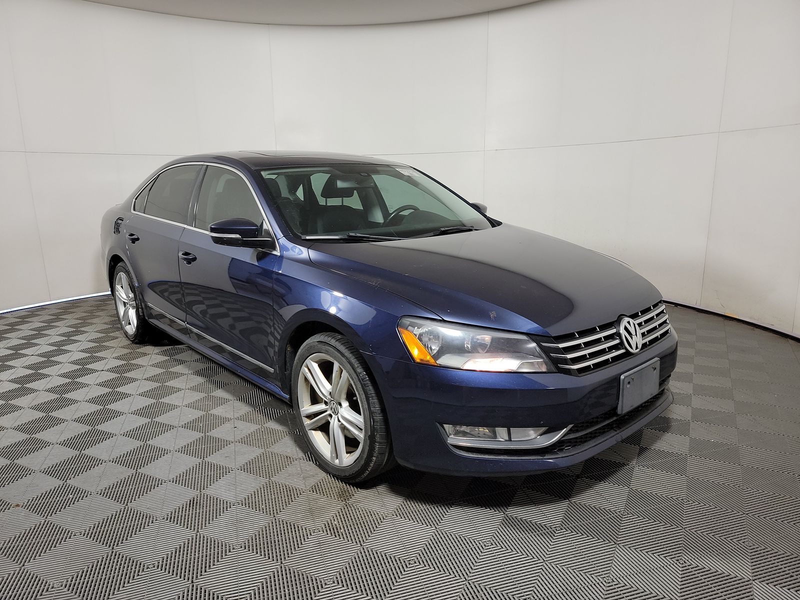 2013 Volkswagen Passat 2.0L TDI SEL Premium FWD