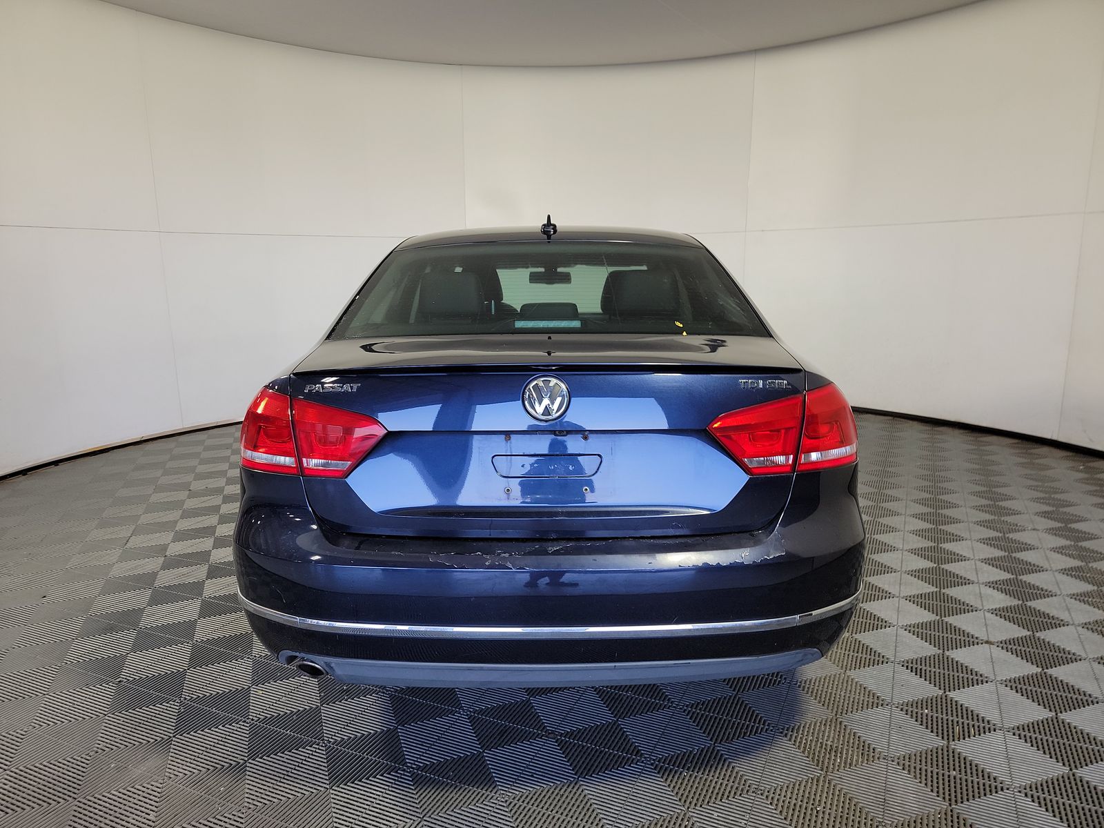 2013 Volkswagen Passat 2.0L TDI SEL Premium FWD