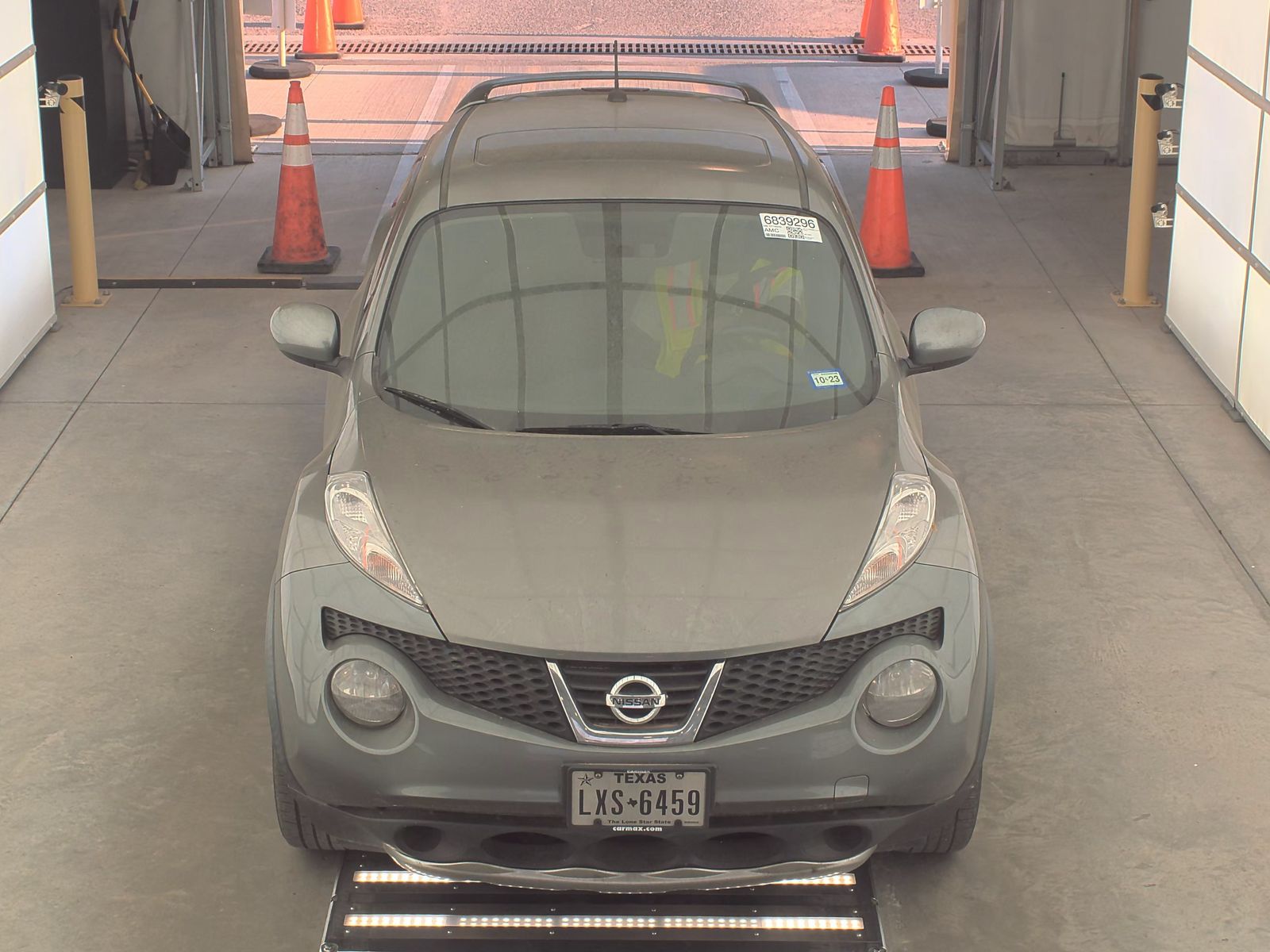 2012 Nissan JUKE SV FWD