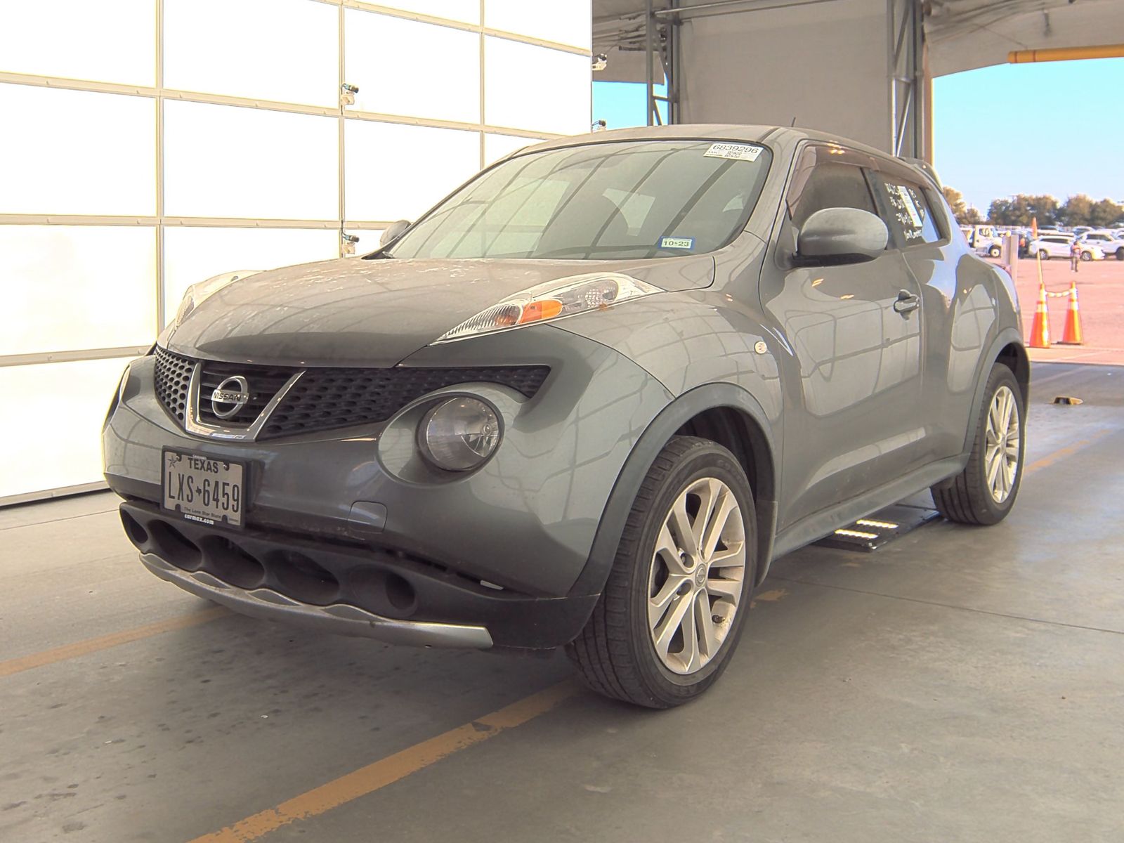 2012 Nissan JUKE SV FWD