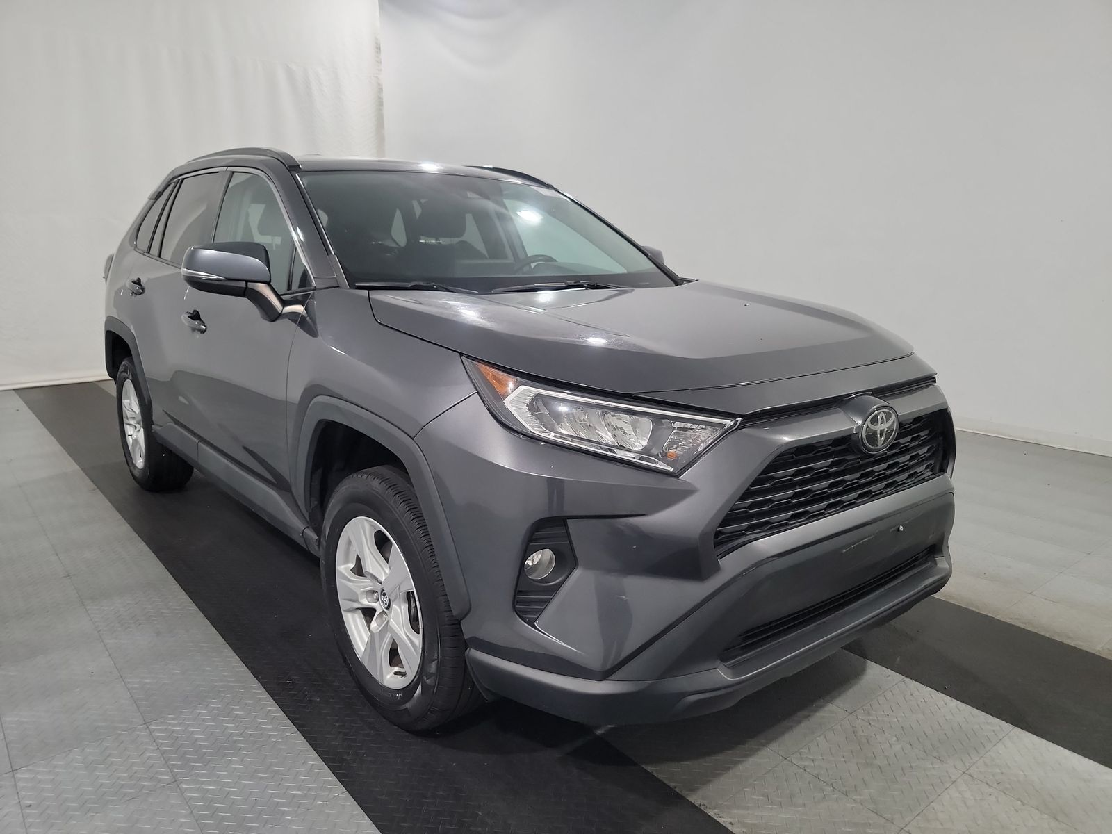 2021 Toyota RAV4 XLE FWD