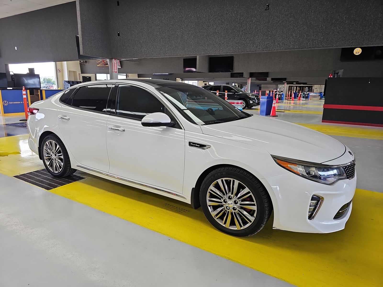 2018 Kia Optima SX FWD