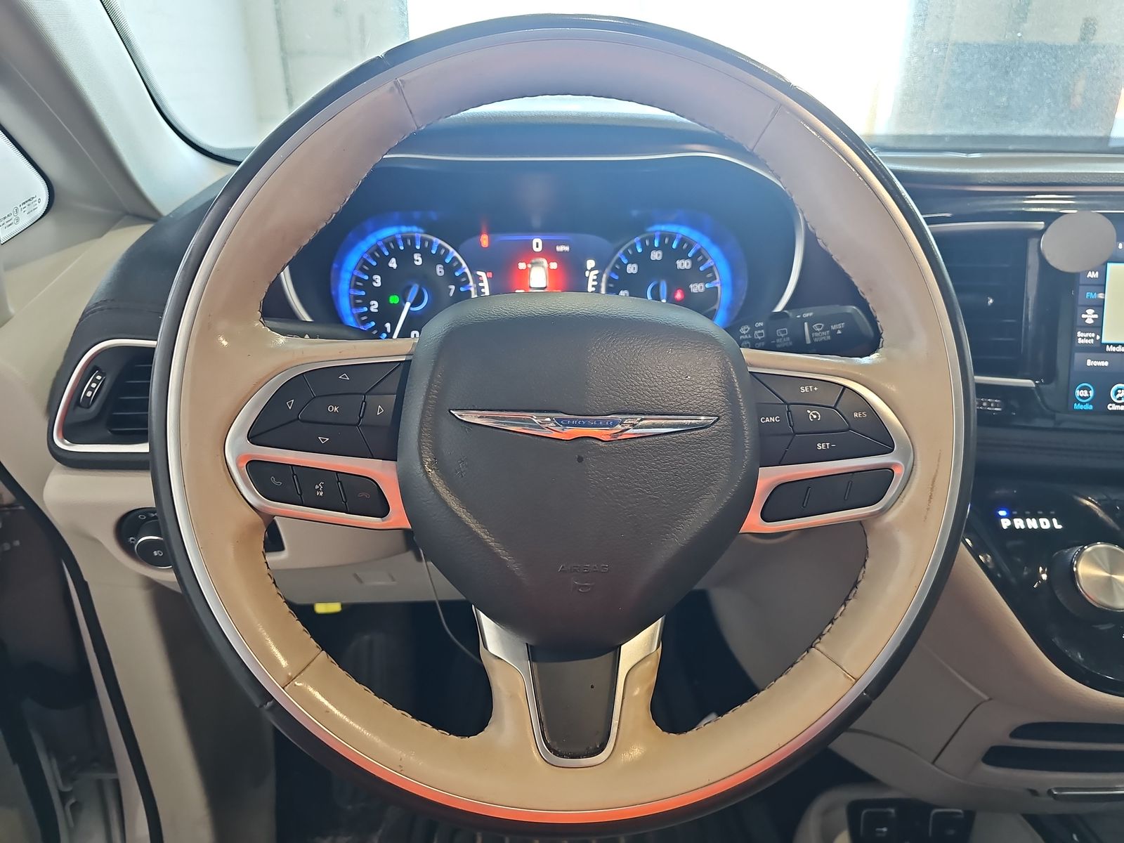 2020 Chrysler Pacifica Limited FWD