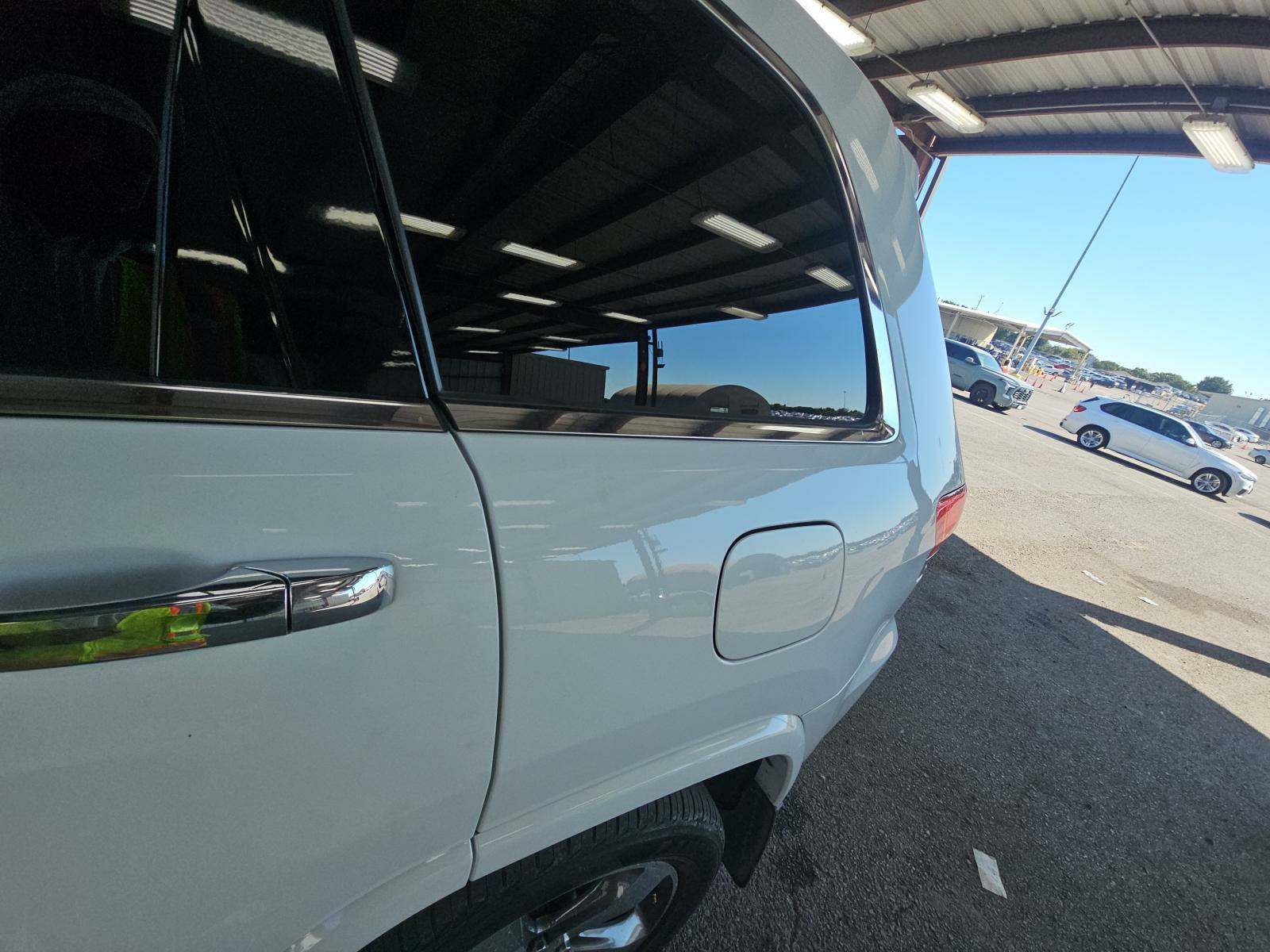 2014 Jeep Grand Cherokee Overland AWD