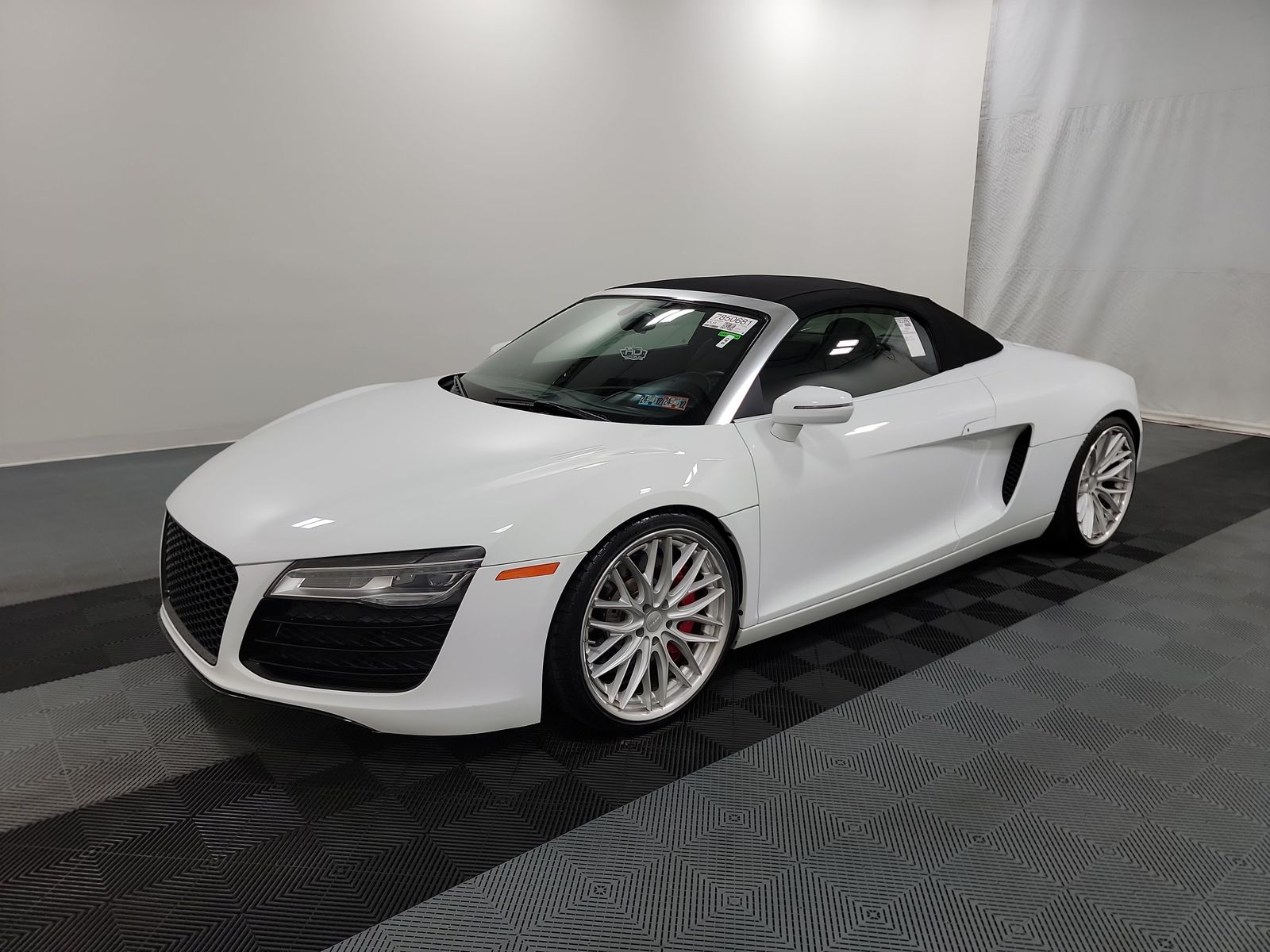 2014 Audi R8 Spyder V8 Convertible