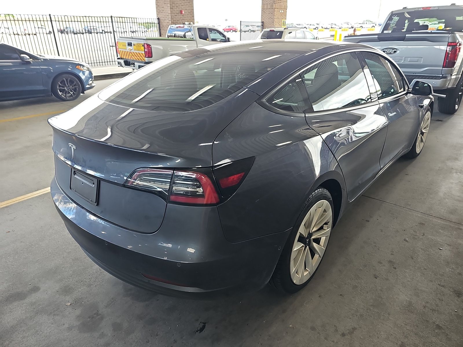 2021 Tesla Model 3 Standard Range Plus RWD