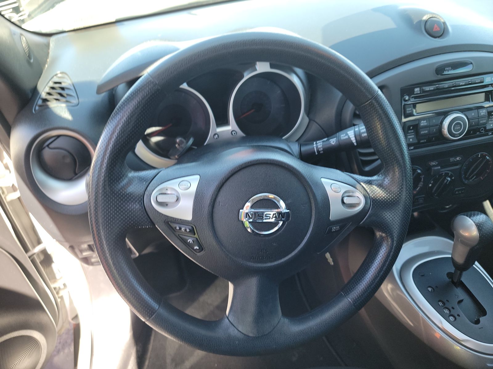 2014 Nissan JUKE S FWD