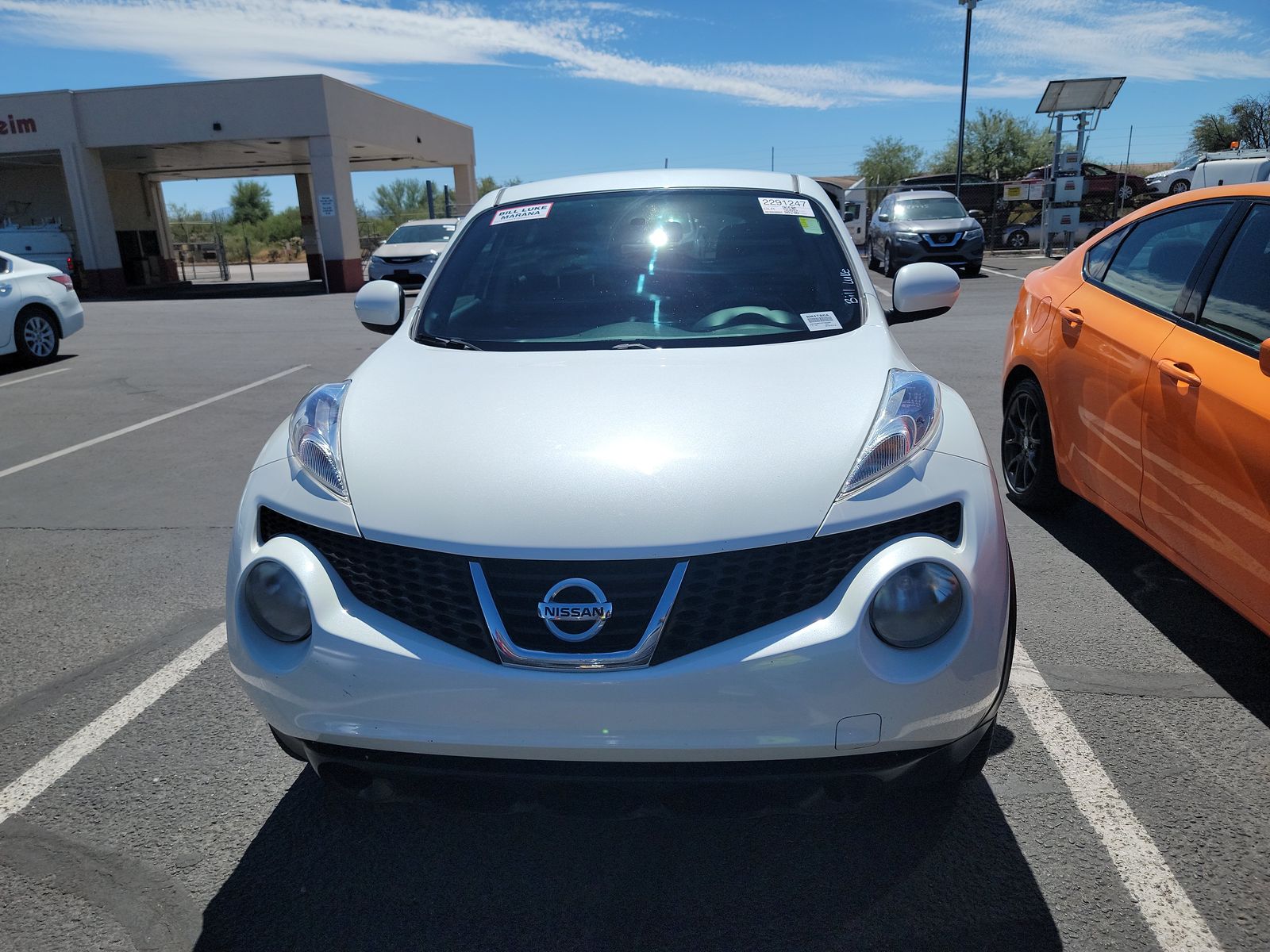 2014 Nissan JUKE S FWD