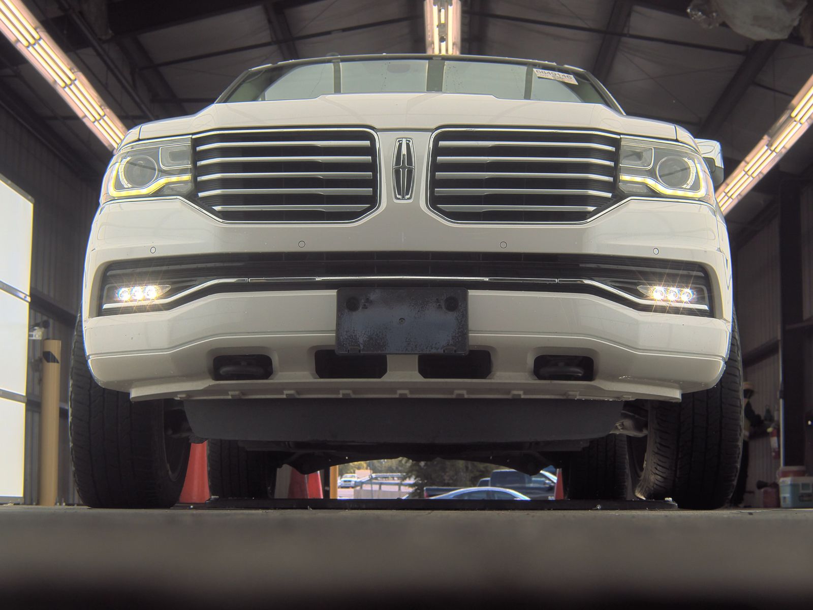 2016 Lincoln Navigator Select RWD