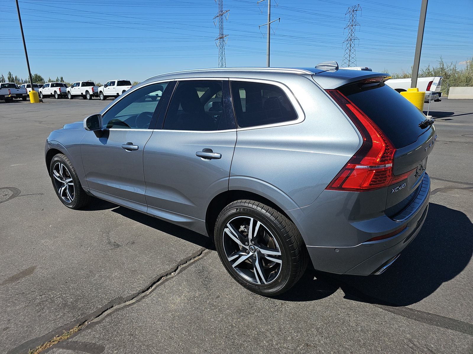 2018 Volvo XC60 T6 R-Design AWD