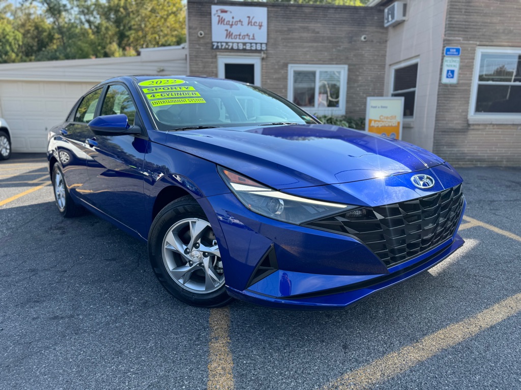 2022 Hyundai Elantra SE