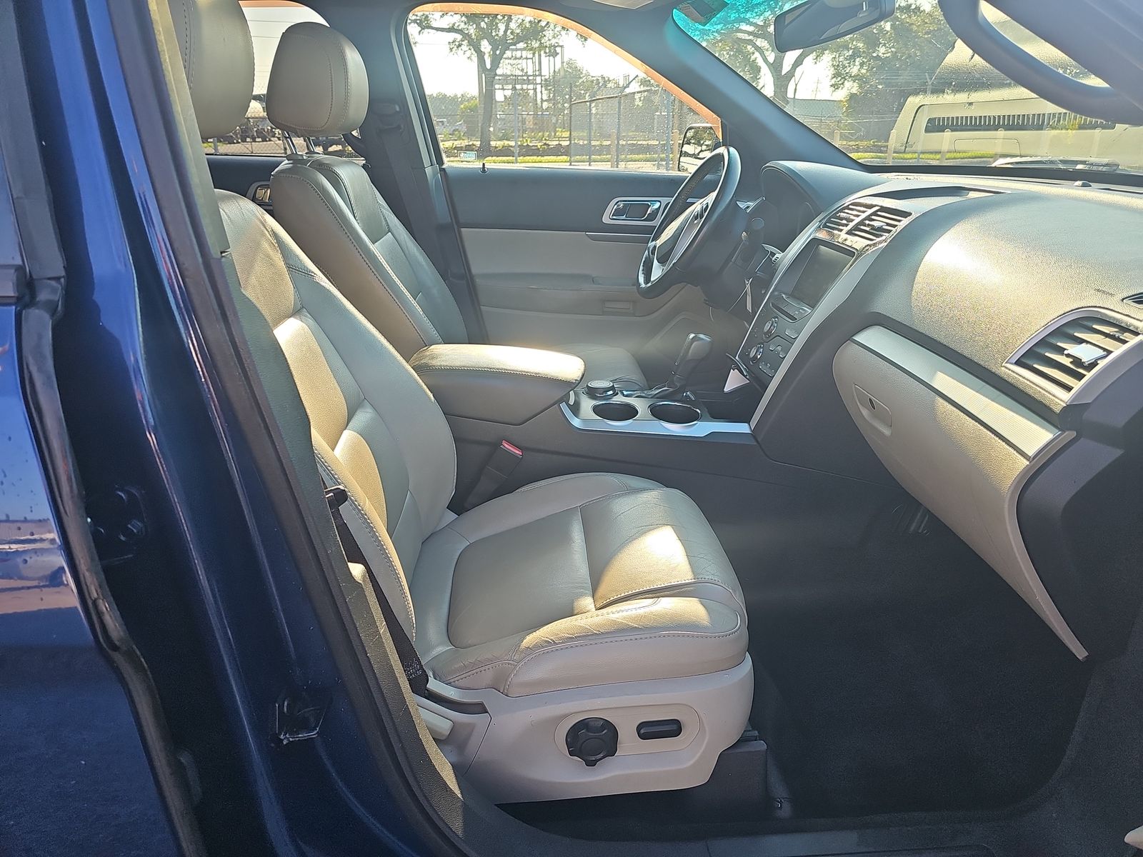 2012 Ford Explorer XLT AWD