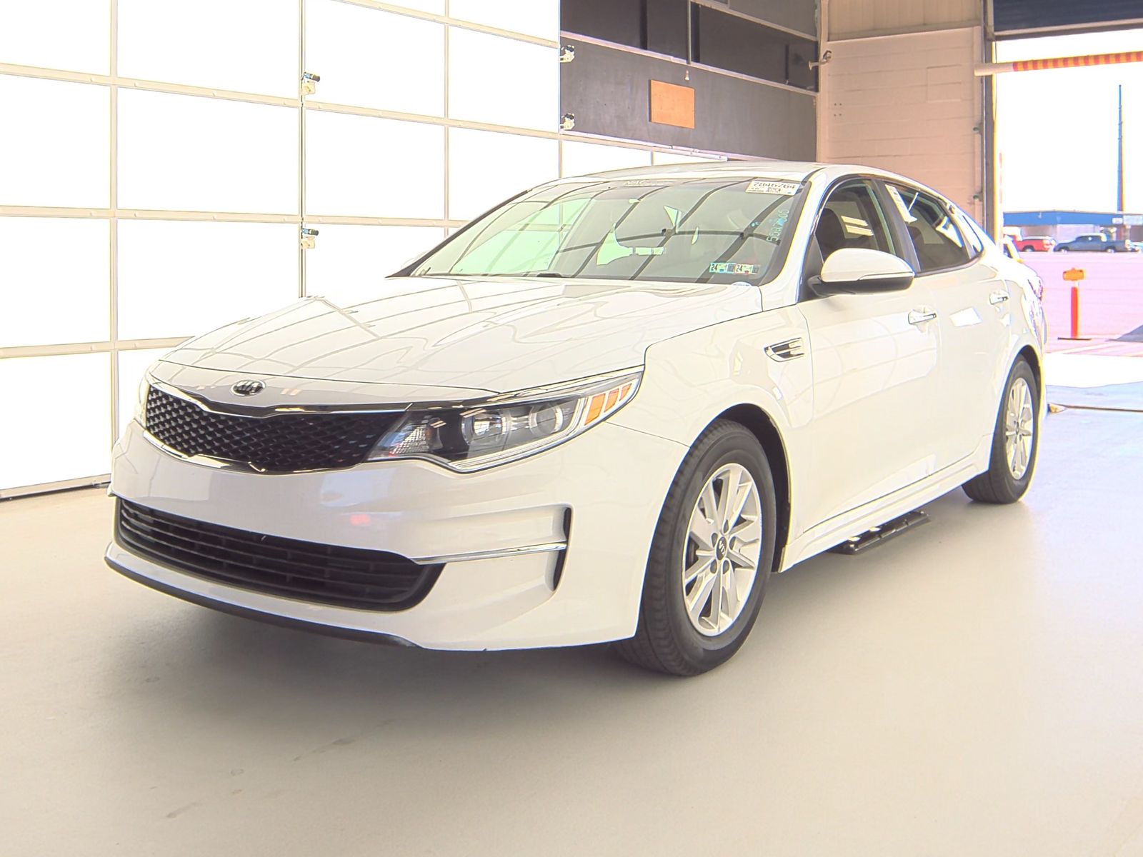 2018 Kia Optima LX FWD