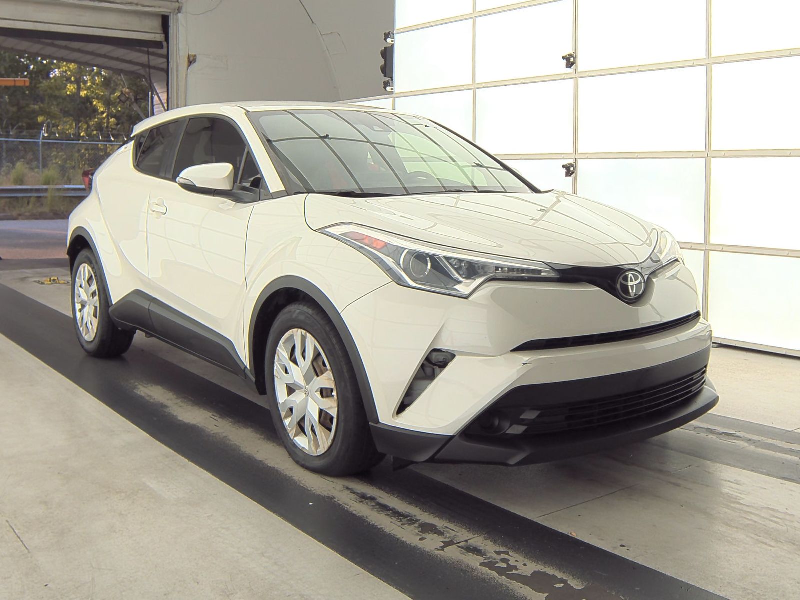 2019 Toyota C-HR LE FWD