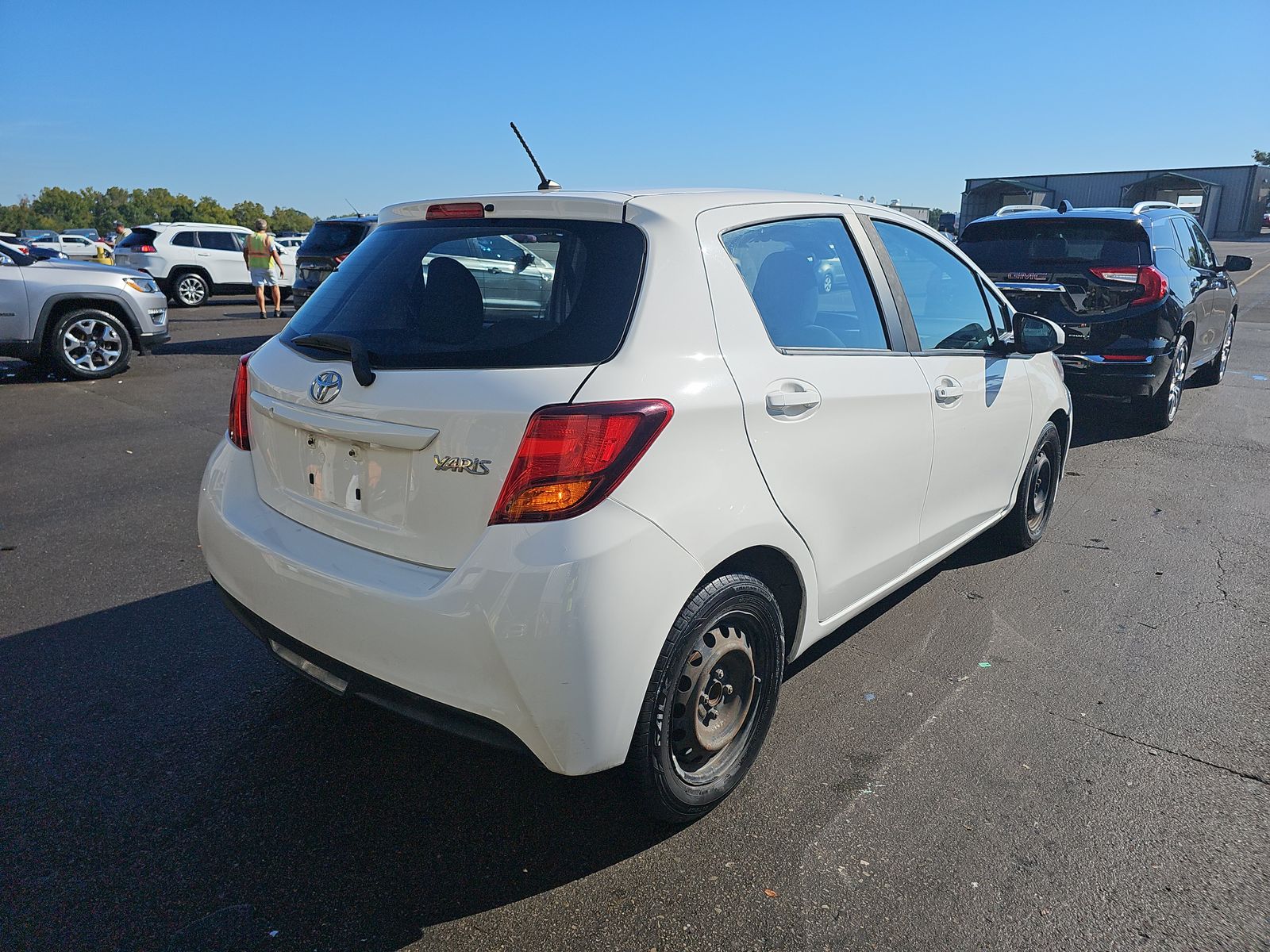 2017 Toyota Yaris L FWD