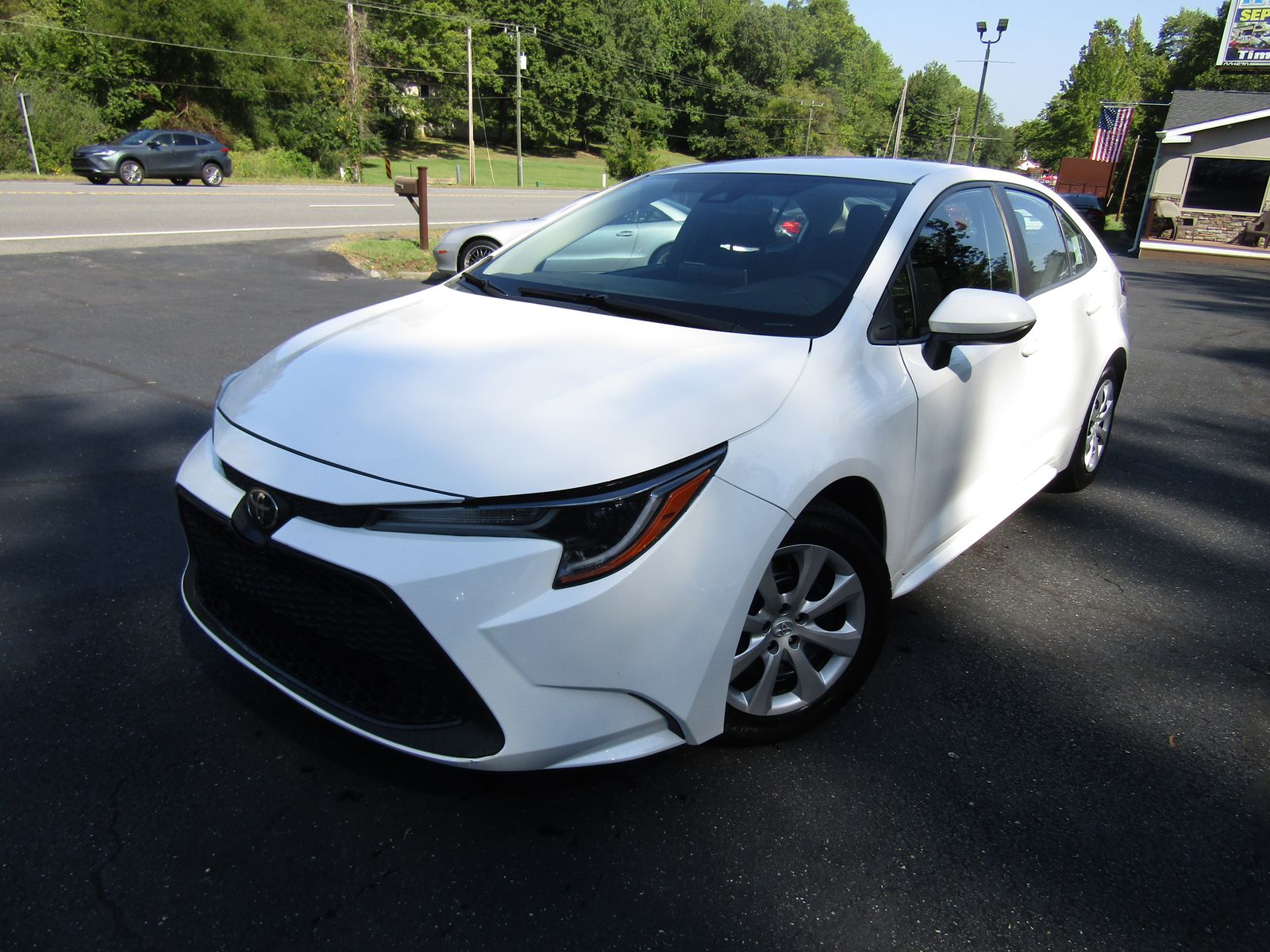2021 Toyota Corolla LE Sedan