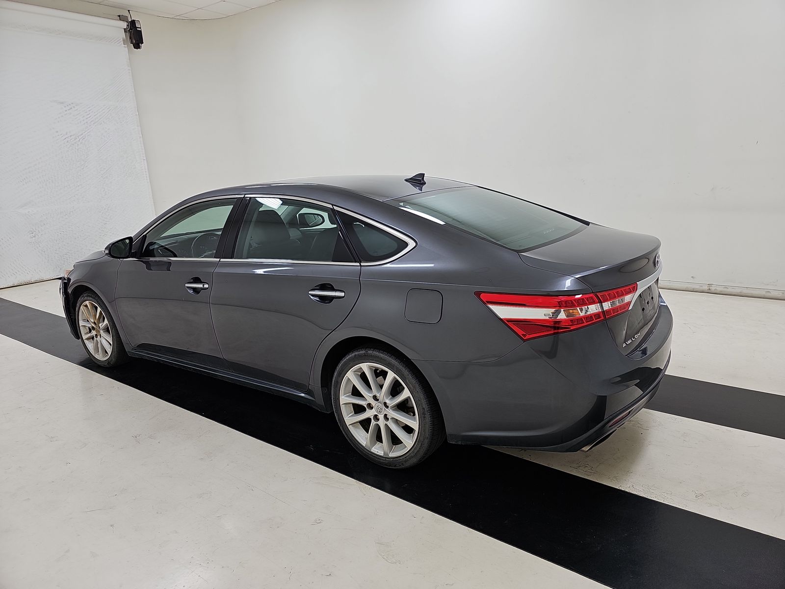 2015 Toyota Avalon Limited FWD